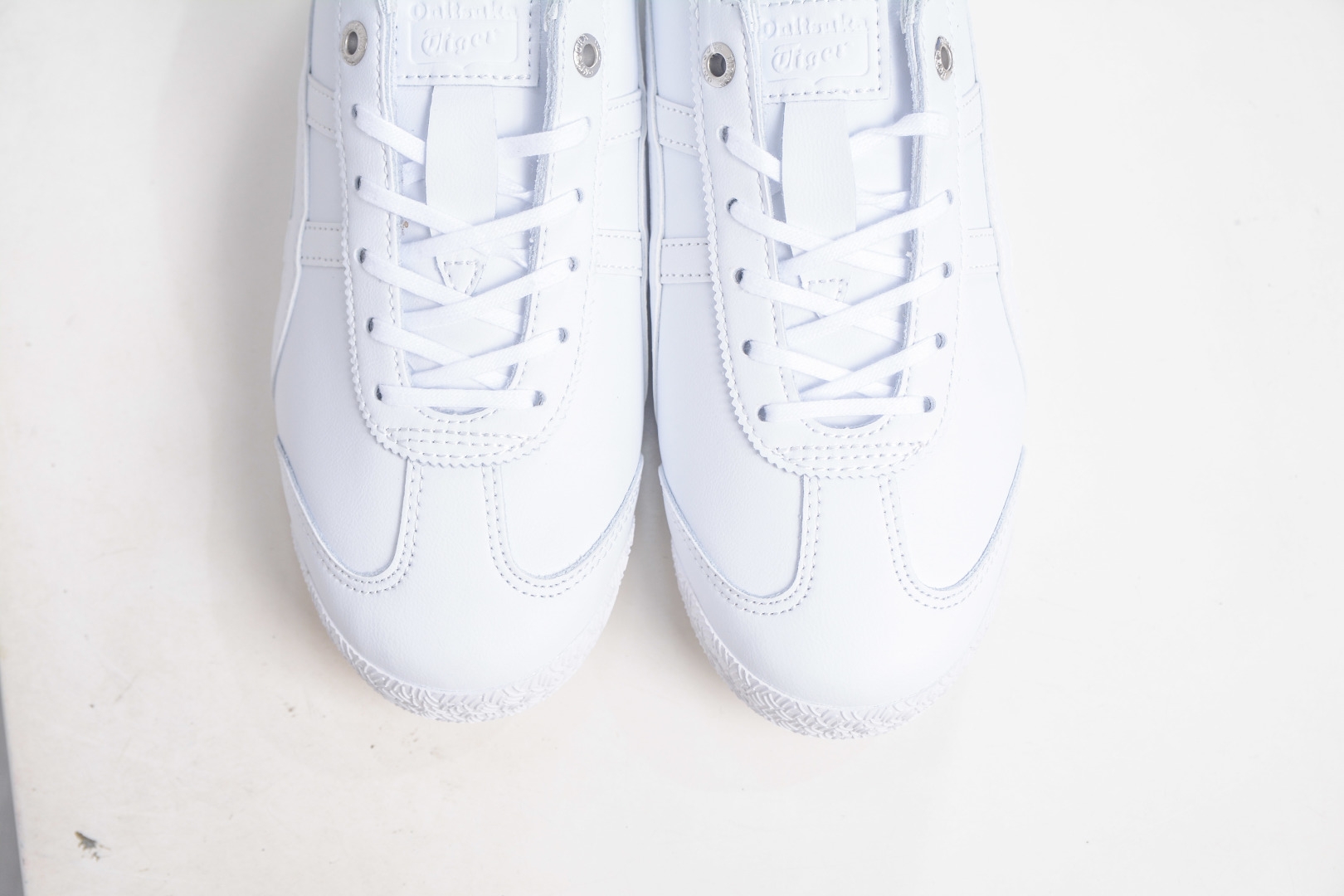 Onitsuka Tiger Mexico 66 SD White Leather Retro Running Shoes Low-Top Sneakers 10 cmp i1757198362997 6727 0 8