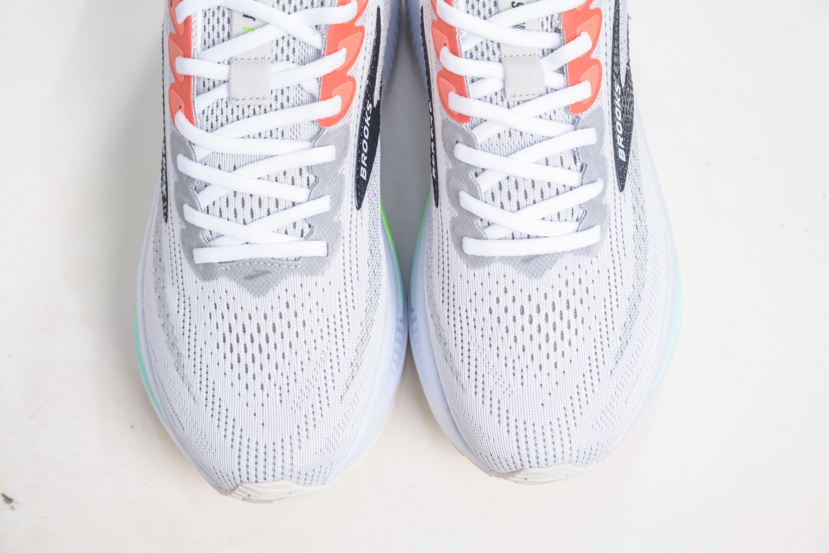 Brooks Ghost 17: Comfortable Running Shoes with DNA Loft V3 Cushioning 9 cmp i1757198547551 3361 0 8