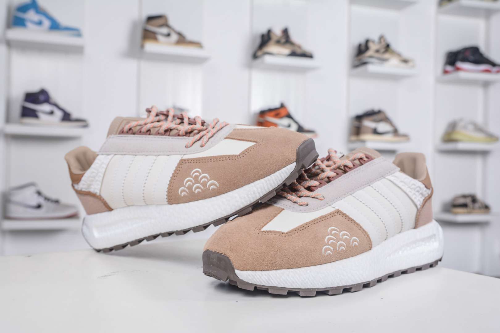 Adidas Originals Retropy E5 Boost Racing 1 Retro Sneakers - Beige/White 4 cmp i1757198619517 1996 0 3
