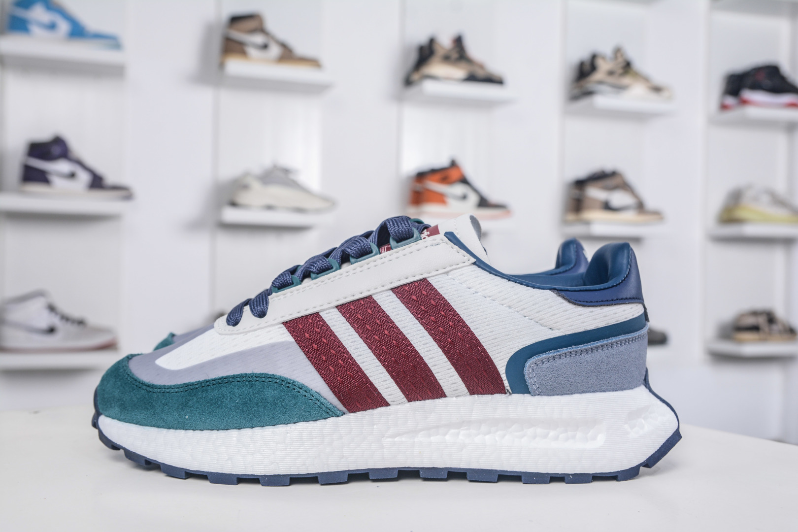 Adidas Originals Retropy E5 Boost Retro Racing Sneakers - Comfortable & Stylish 1 cmp i1757198663118 6945 0 0