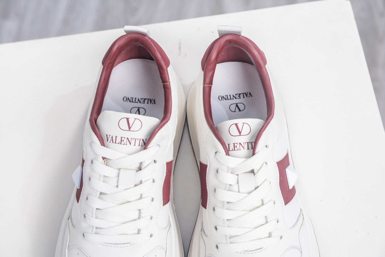 Valentino Rockstud Untitled White Leather Sneakers With Burgundy Accents 9 cmp i1757198715188 3510 0 7