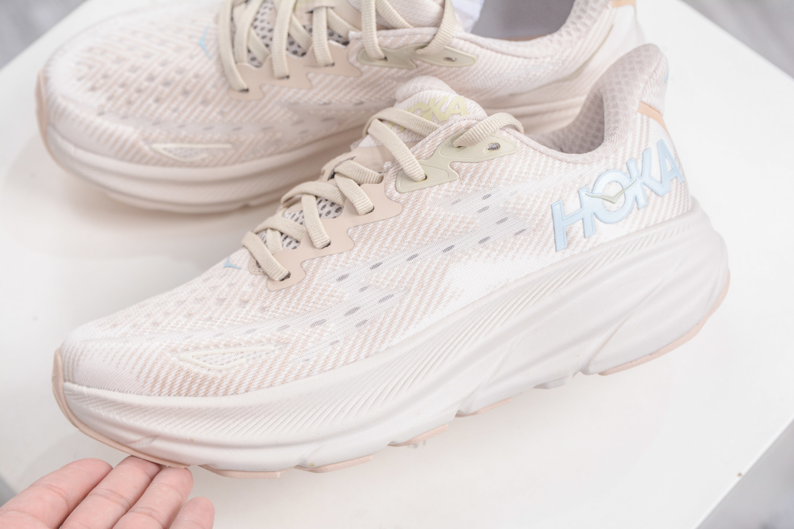 Hoka One One Clifton 9: Lightweight, Cushioned Running Shoes for Women 7 cmp i1757199143356 3373 0 6