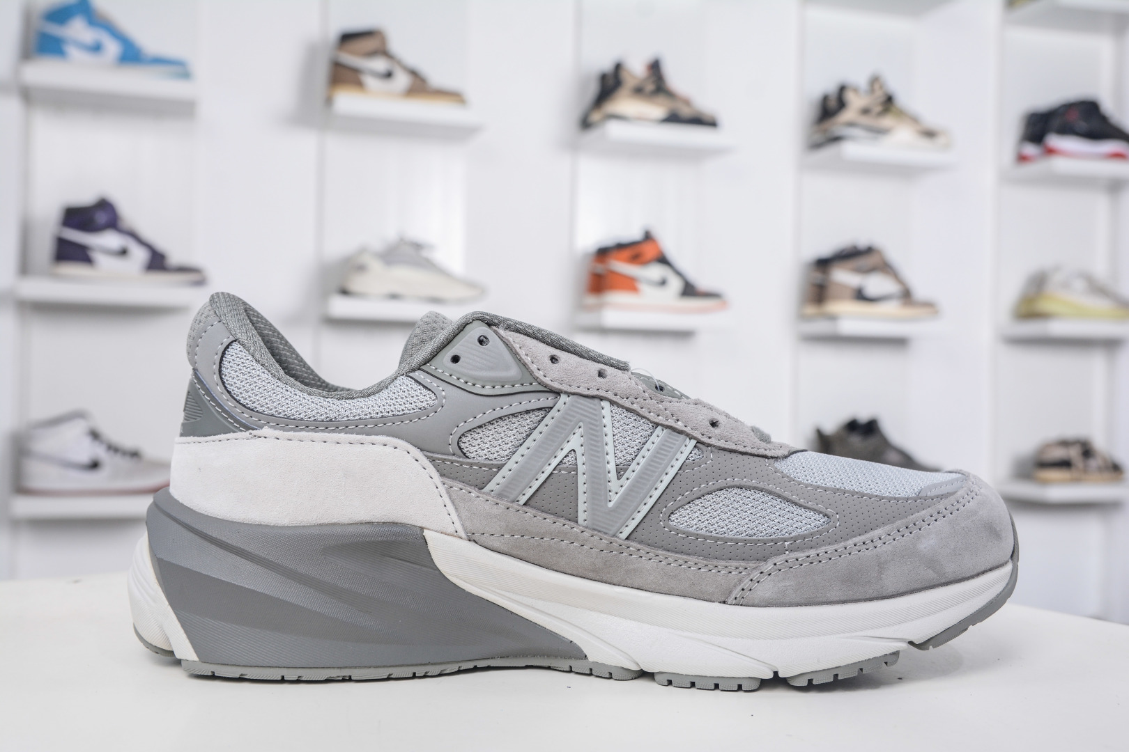 New Balance 990v6 Gray Retro Running Shoes - Ultimate Comfort & Style 4 cmp i1757199448642 2825 0 2
