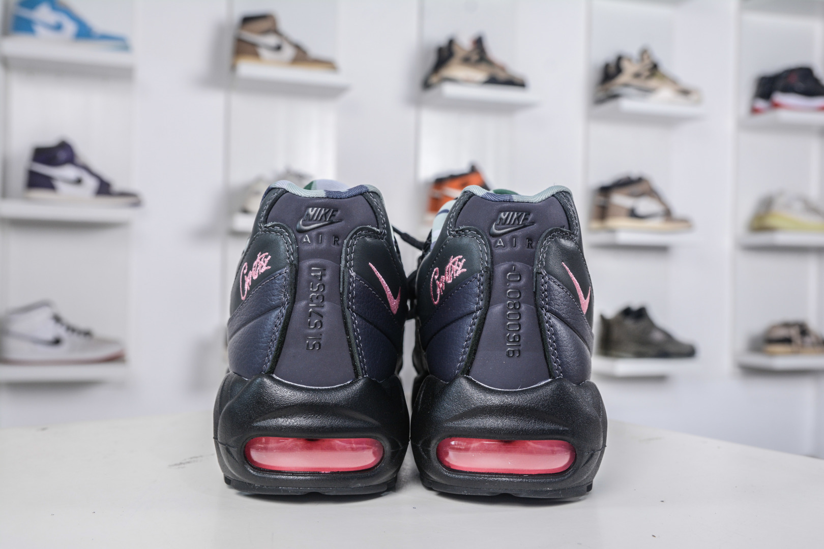 Corteiz x Nike Air Max 95: Retro Comfort & Iconic Style - Black/Pink 3 cmp i1757199749253 7903 0 1