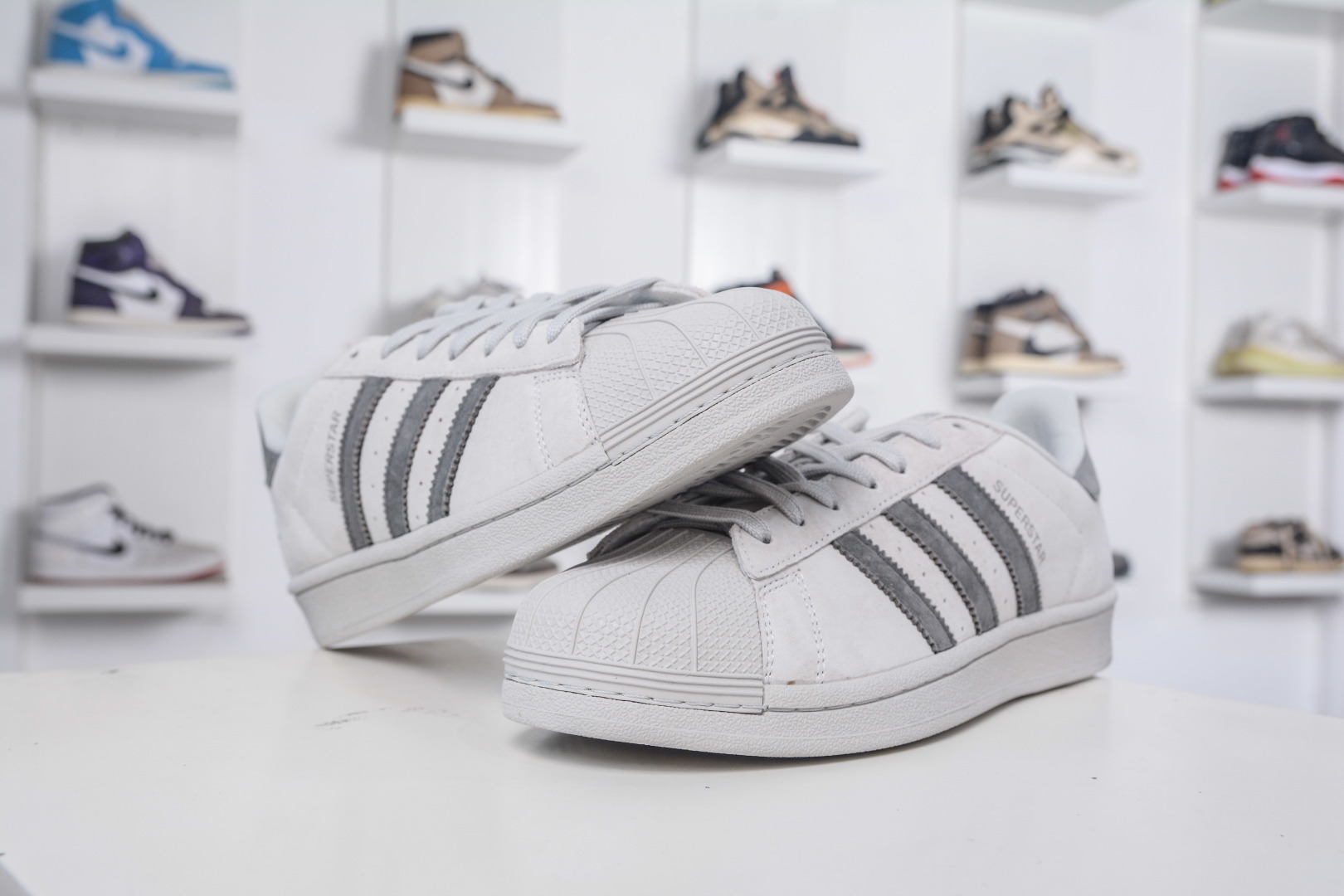 Adidas Originals Superstar Gray Leather Sneakers - Limited Edition Design 4 cmp i1757352187735 226 0 3