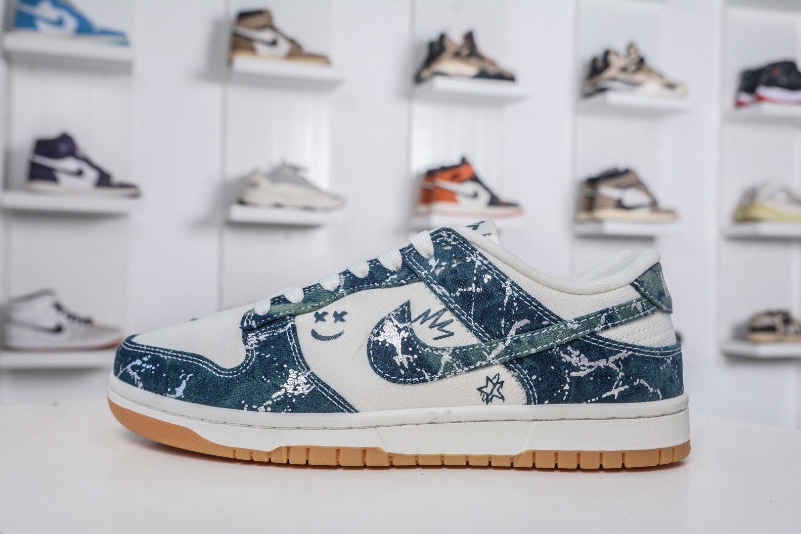 Nike SB Dunk Low Green Woven Sneakers - Original Quality, Comfortable Fit 1 cmp i1757352361355 2025 0 0