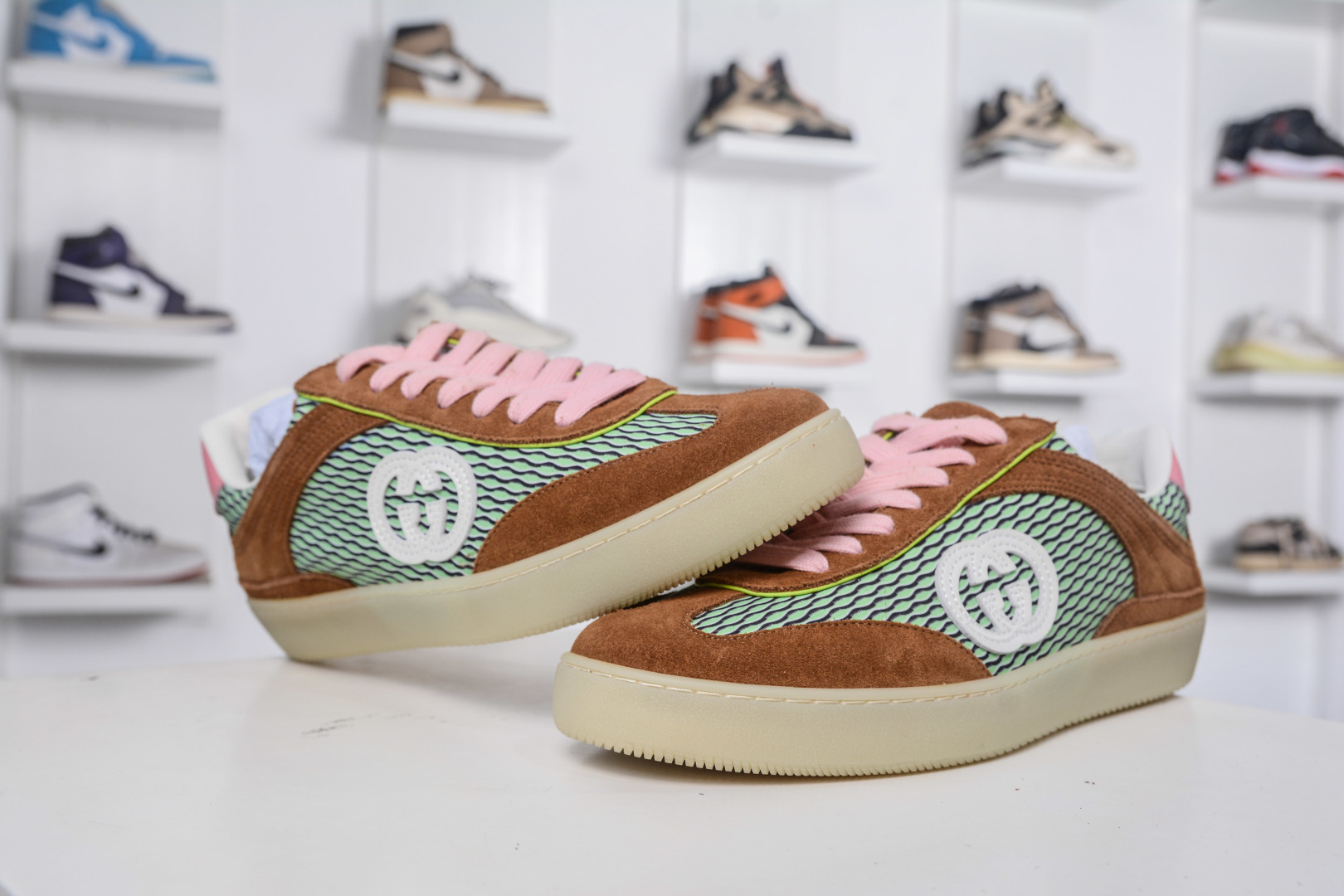 Gucci G75 Round Toe Suede Sneakers with Interlocking G Logo - Stylish & Comfy 4 cmp i1757356663756 2826 0 3