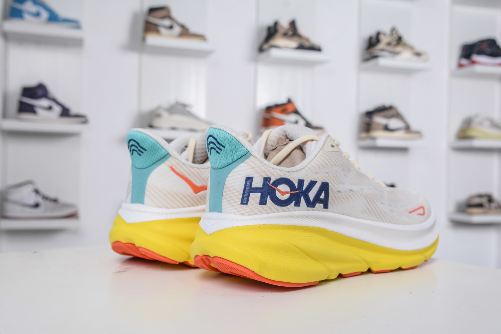 Hoka One One Clifton 9 Low: Lightweight Running & Walking Shoes 7 cmp i1757358177445 6450 0 5