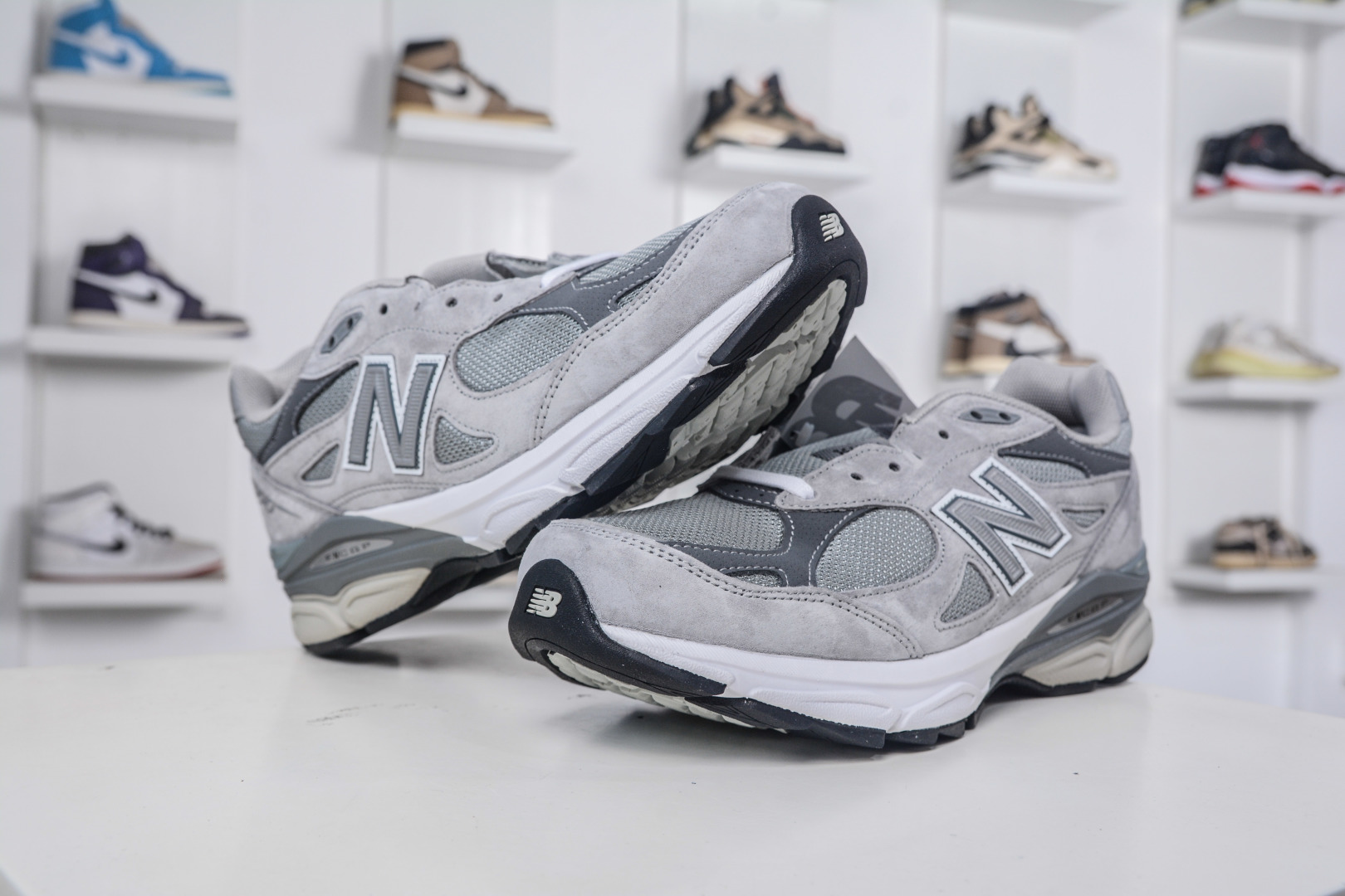New Balance 990v3 Grey Reflective Running Shoes - Retro Style & Comfort 4 cmp i1757358401268 1582 0 3