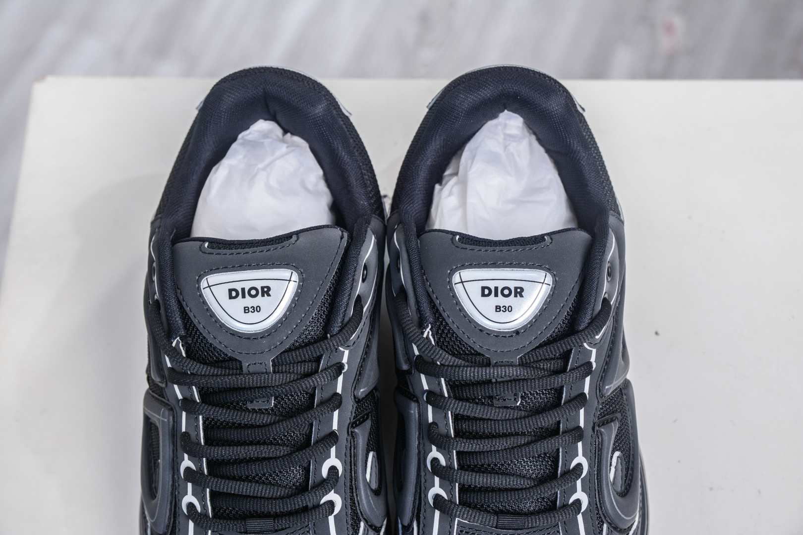 Dior B30 Black Mesh Low-Top Sneakers Reflective CD30 Logo Athletic Shoes 9 cmp i1757358699257 248 0 7