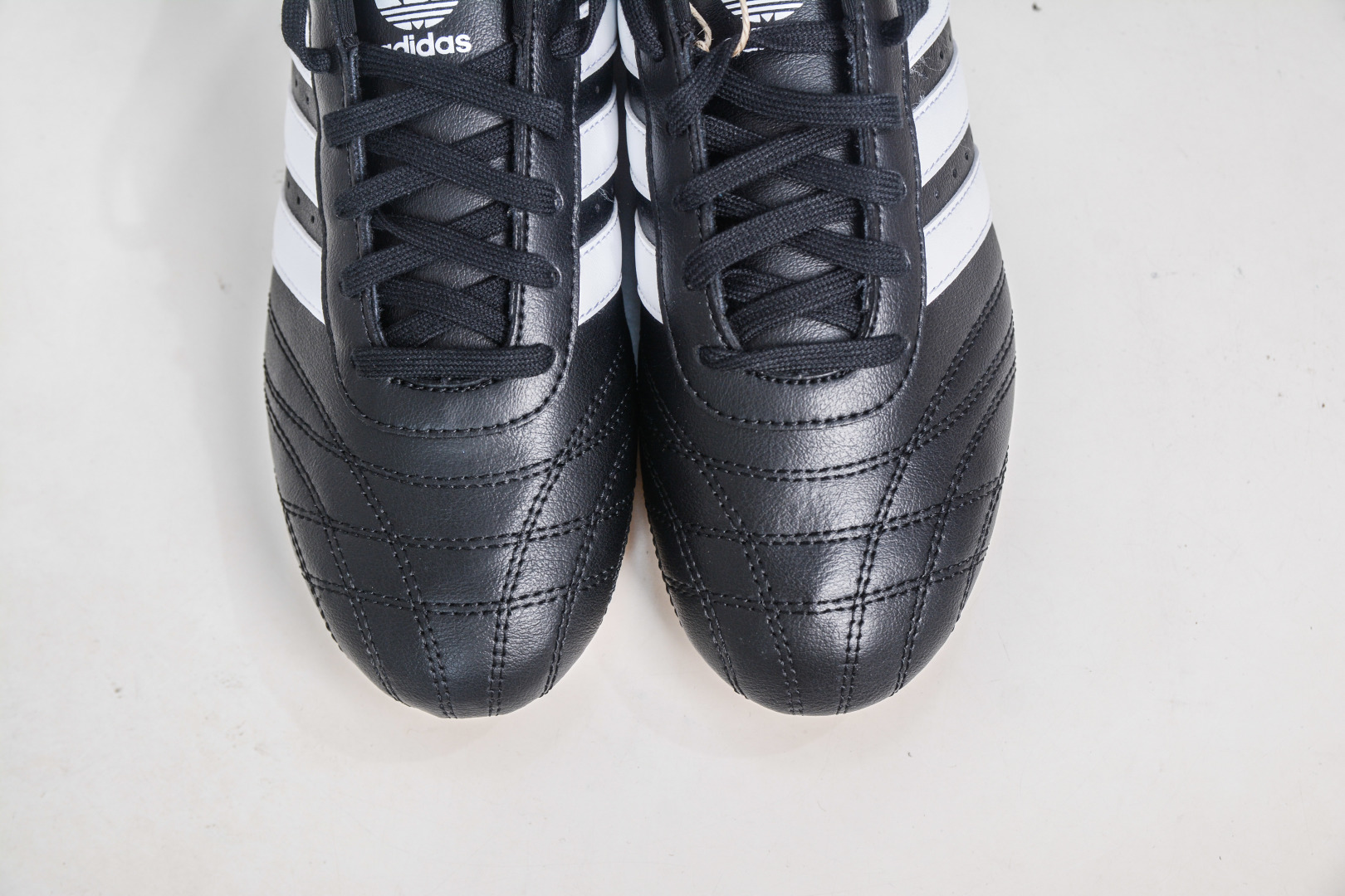 Adidas Originals Taekwondo Low: Classic Retro Training Shoe - Black/White 10 cmp i1757439378179 7964 0 8