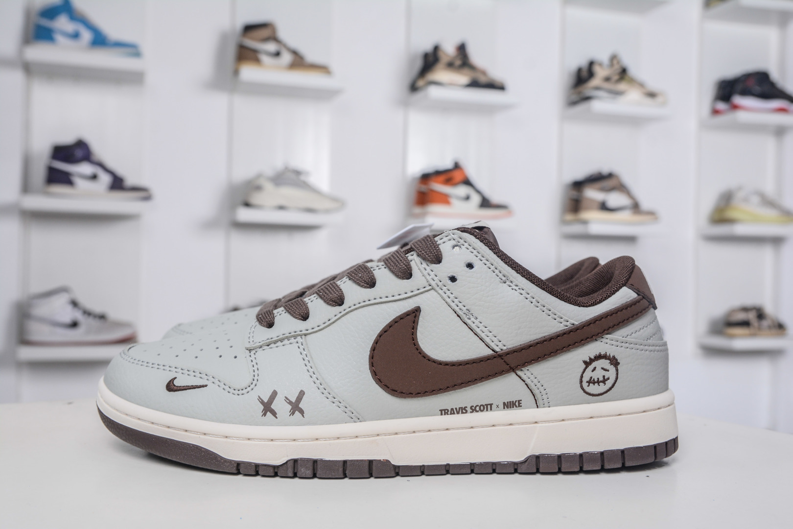 Nike SB Dunk Low x Travis Scott Kaws - Premium Quality, Comfortable Fit 2 cmp i1757439664747 4582 0 0