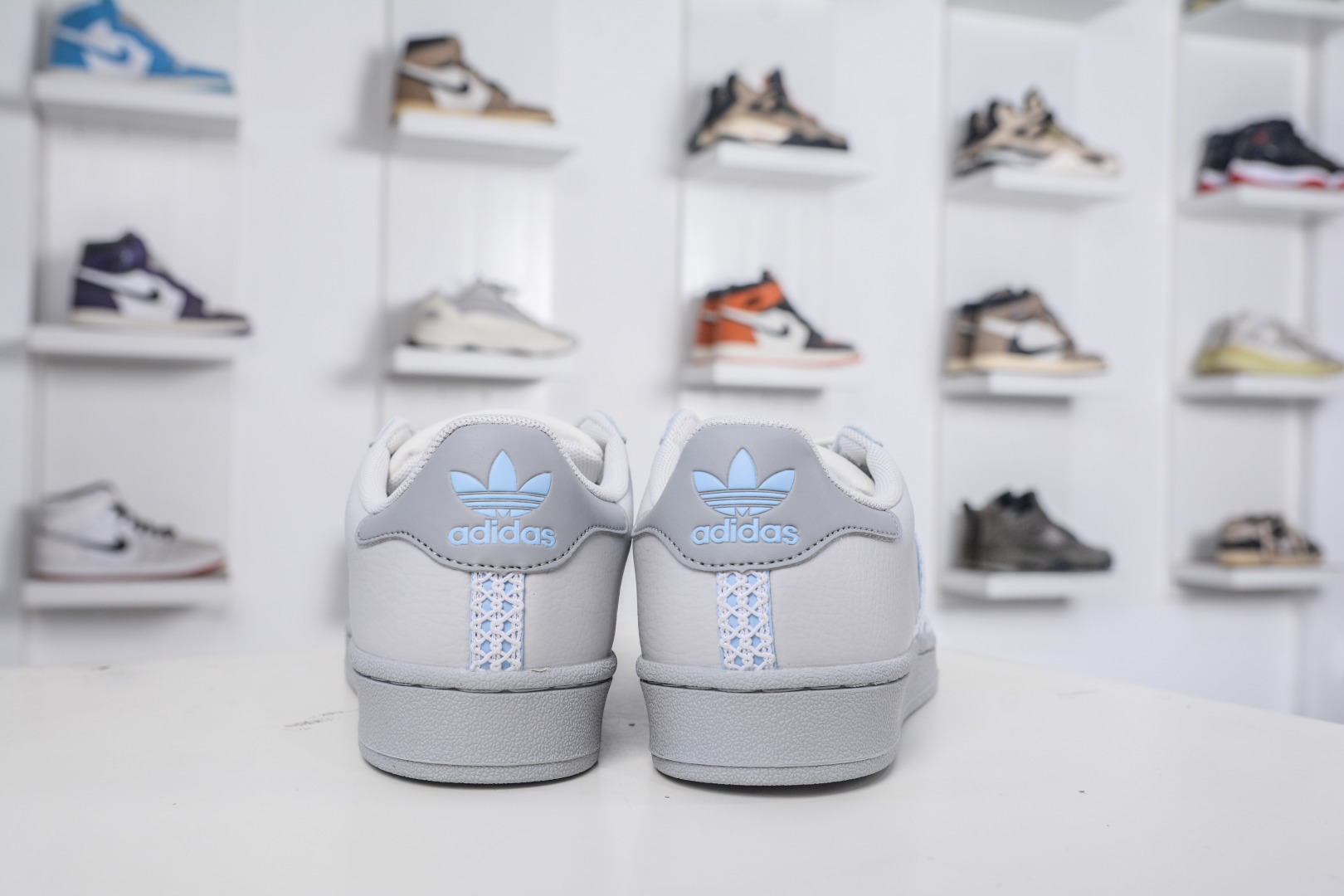 150 AD Originals Superstar 2 贝壳头 灰色 JQ8729