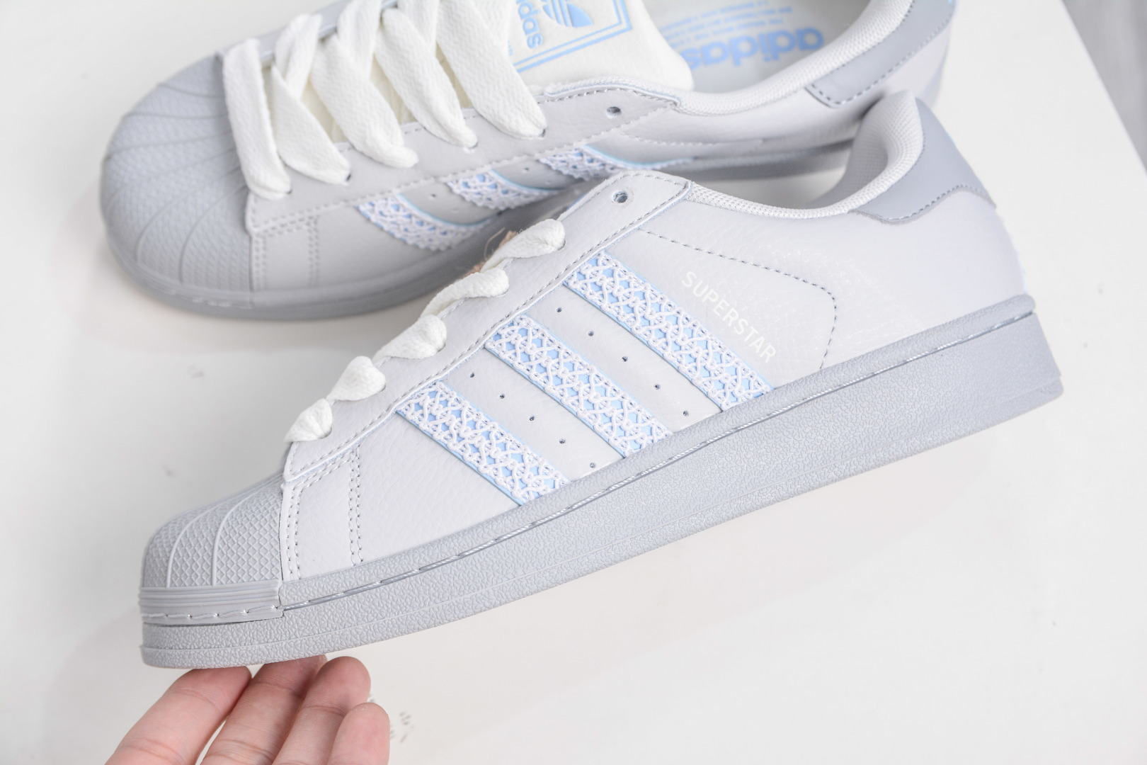 150 AD Originals Superstar 2 贝壳头 灰色 JQ8729