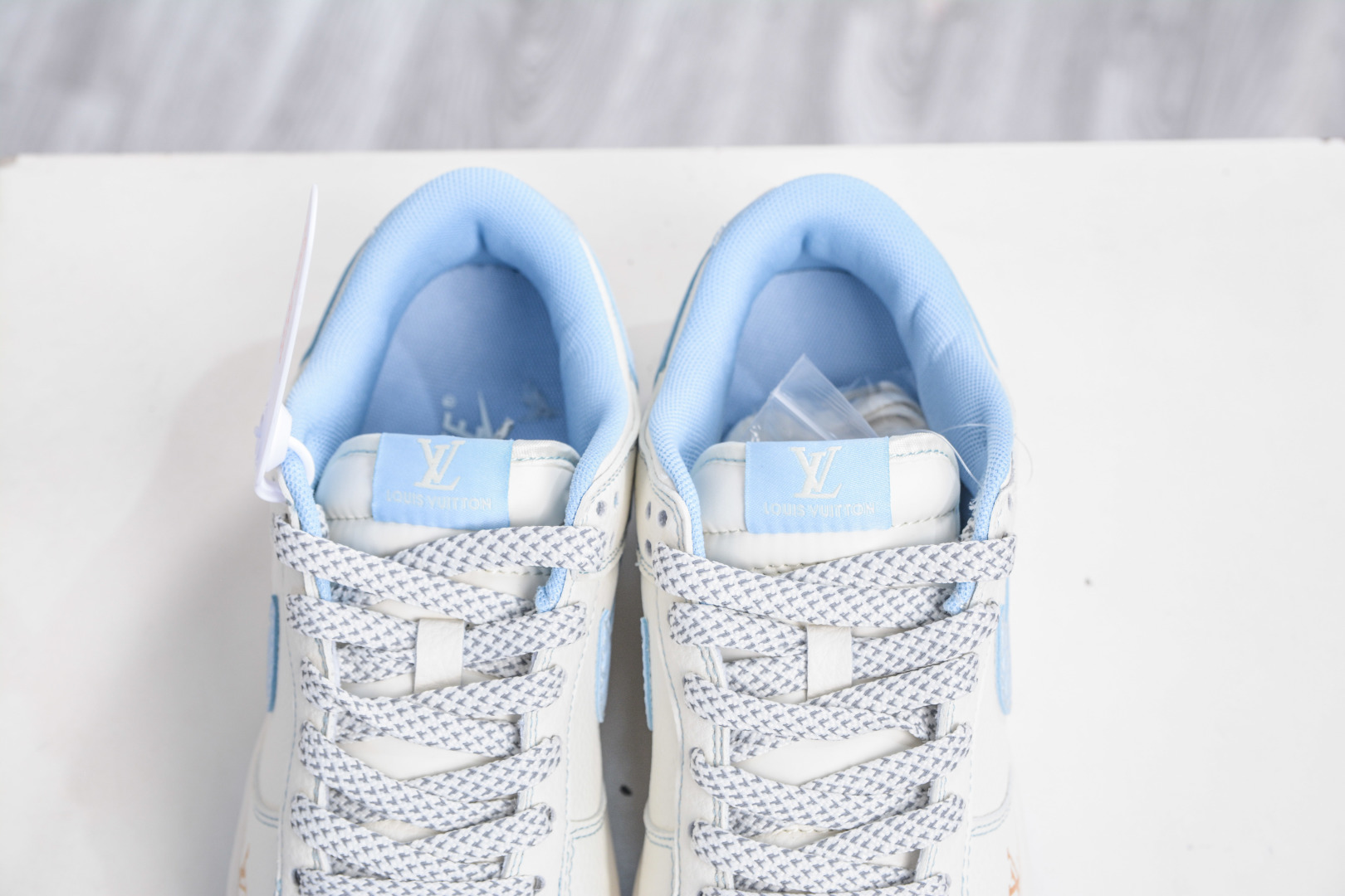 Nike SB Dunk Low x Louis Vuitton LV联名-白天蓝 JP1628-005 Nike SB Dunk Low x Louis Vuitton LV联名-白天蓝 JP1628-005