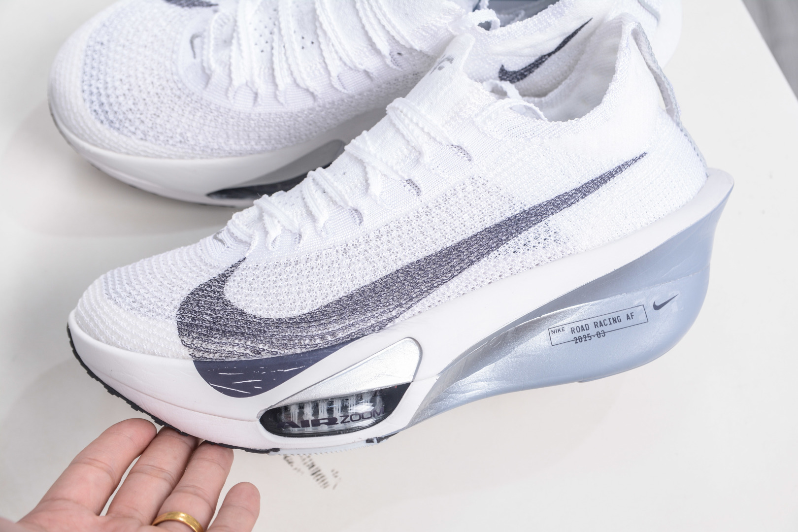 X版 NK Air Zoom Alphafly NEXT% 3 2024全新马拉松超级跑鞋 FD8315-102