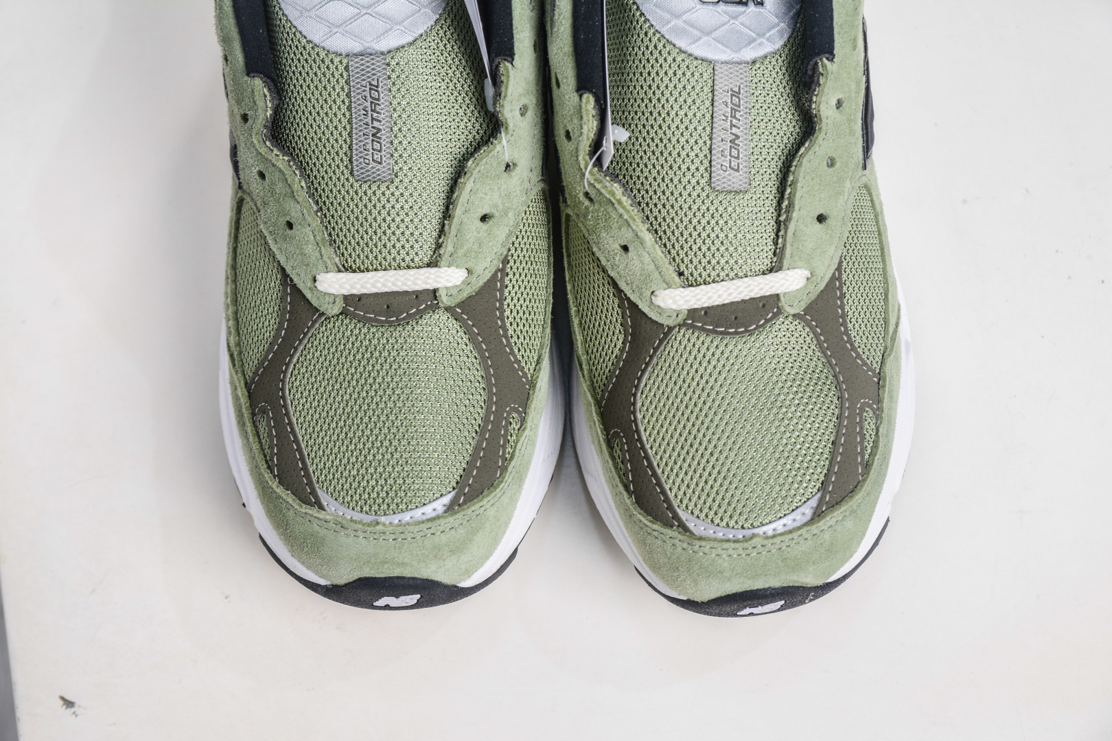 290 ZC总裁版 JJJJound x New Balance 990系列 新百伦NB990V3 联名草绿色 第三代总统复古慢跑鞋 M990JD3