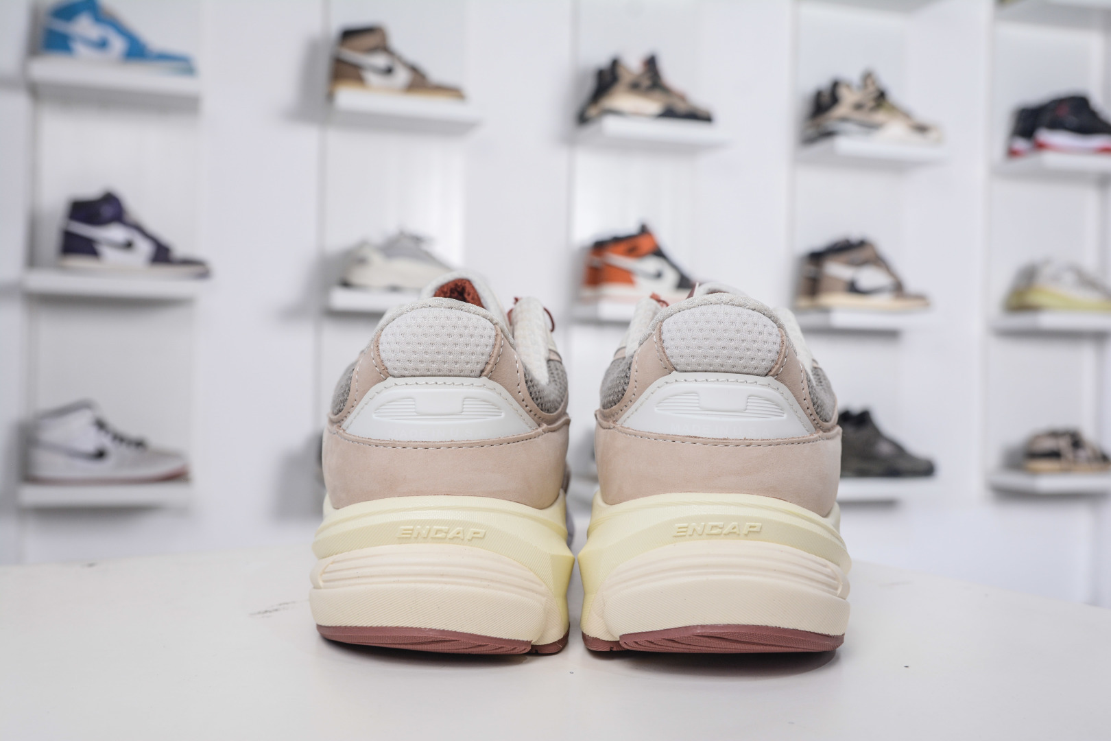 450 ZC总裁版Loro Piana x New Balance 990系列 新百伦NB990V6 第六代总统复古慢跑鞋 联名灰酒红 U990LO6-Chinese UA Cheap High Quatity Brand Clothes Bags handbags Sneakers wholesale wholesaler seller from China Factory suppliers Fashion Clothing Shoes best Quality Beautiful Price 450 ZC总裁版Loro Piana x New Balance 990系列 新百伦NB990V6 第六代总统复古慢跑鞋 联名灰酒红 U990LO6