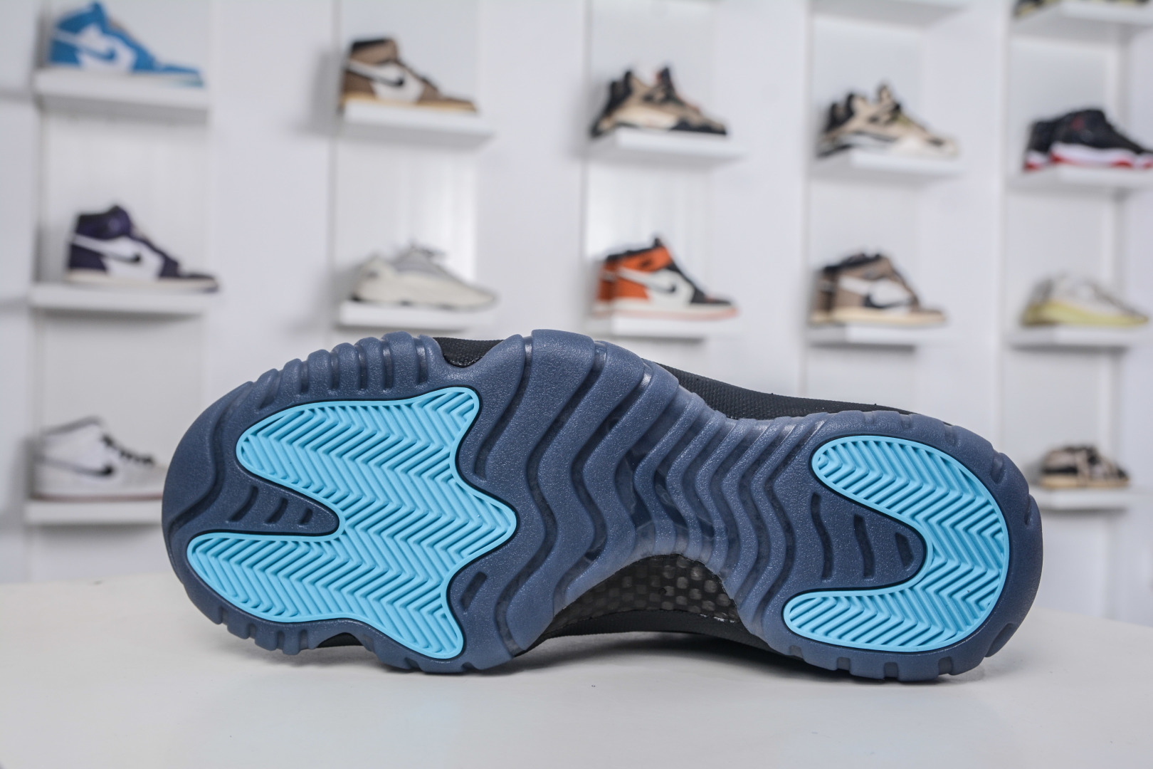 Air Jordan 11 Retro ”Gamma Blue” 伽马蓝 2025版 CT8012-047