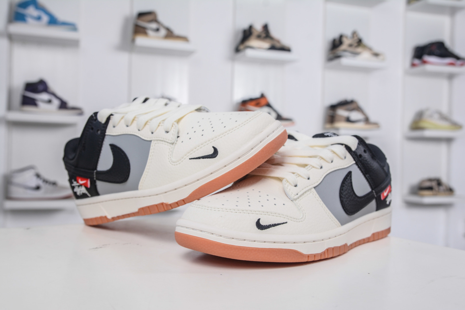 Nike SB Dunk Low X Stussy - Classic Style, Premium Comfort, Perfect Fit 5 cmp i1757609658656 587 0 3