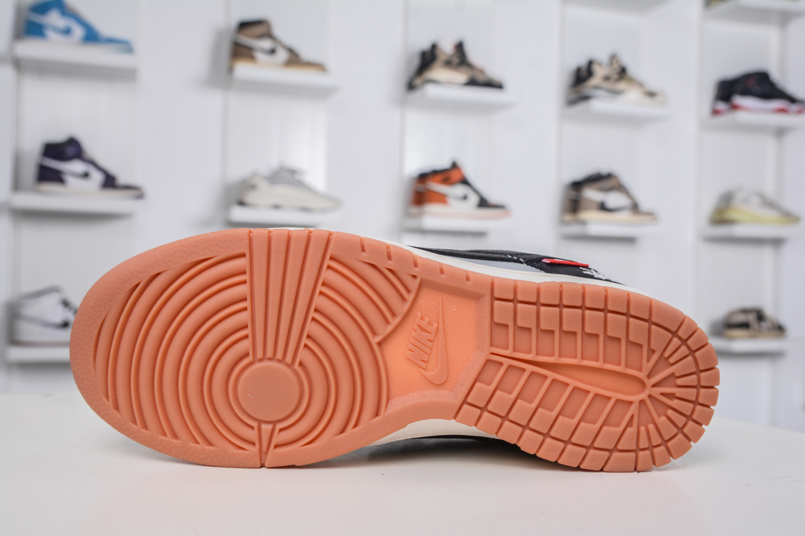 Nike SB Dunk Low X Stussy - Classic Style, Premium Comfort, Perfect Fit 6 cmp i1757609658659 3913 0 4