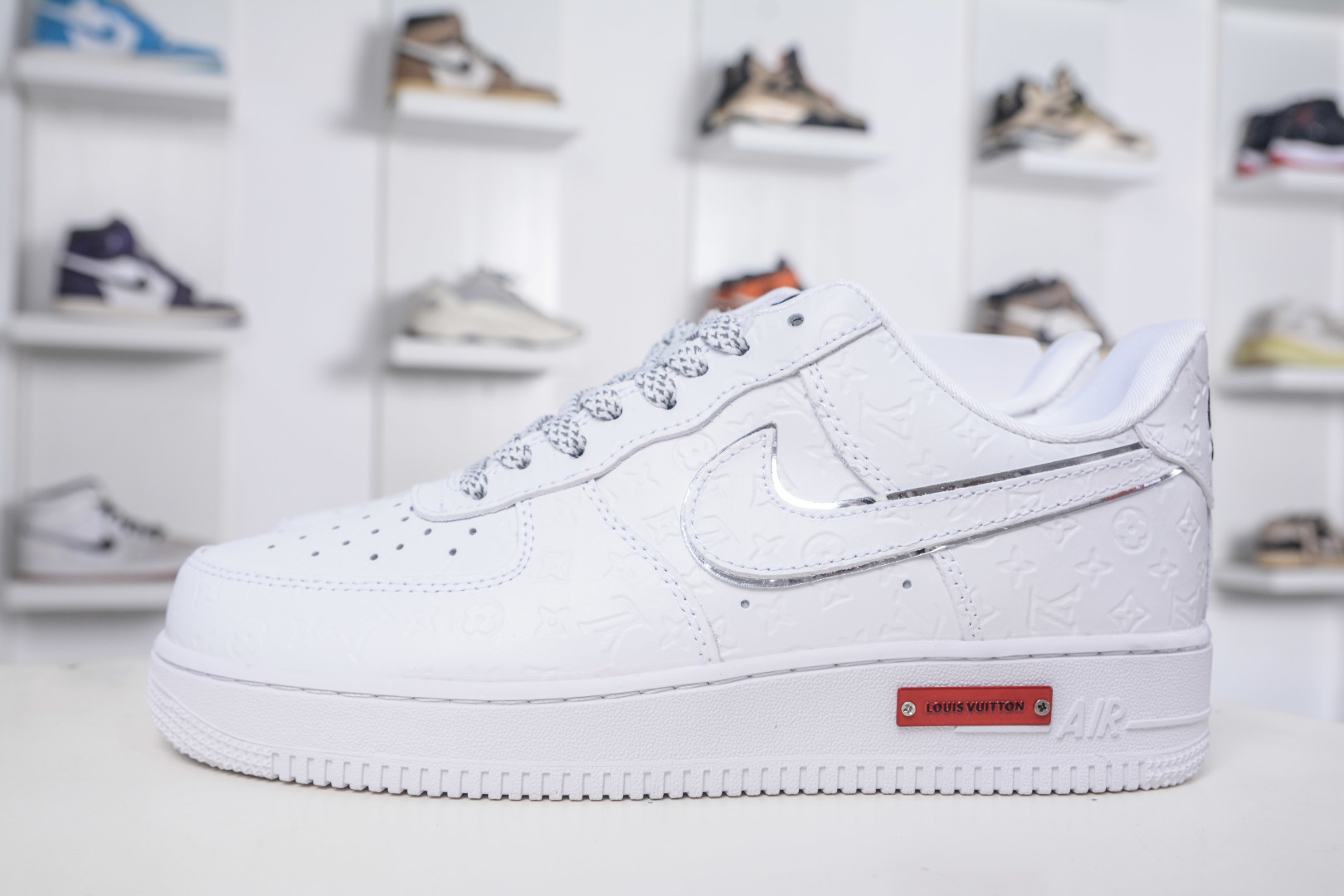 Nike Air Force 1 Low 07 x Louis Vuitton LV联名-全白印花 XL1979-110 Nike Air Force 1 Low 07 x Louis Vuitton LV联名-全白印花 XL1979-110