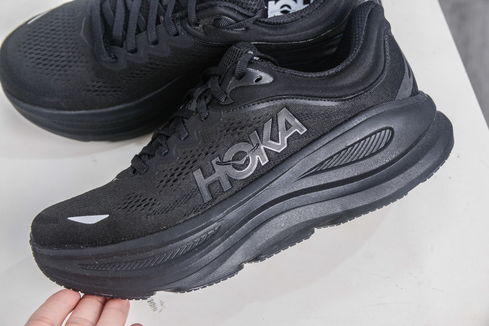 200 X版 HOKA ONE ONE Bondi 9 邦迪九代 机能缓震跑鞋 1162014/BBLC-Chinese UA Cheap High Quatity Brand Clothes Bags handbags Sneakers wholesale wholesaler seller from China Factory suppliers Fashion Clothing Shoes best Quality Beautiful Price 200 X版 HOKA ONE ONE Bondi 9 邦迪九代 机能缓震跑鞋 1162014/BBLC