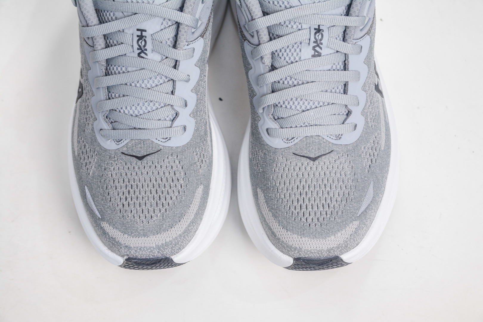 X版 HOKA ONE ONE Bondi 9 邦迪九代 机能缓震跑鞋 1162013/GCTC