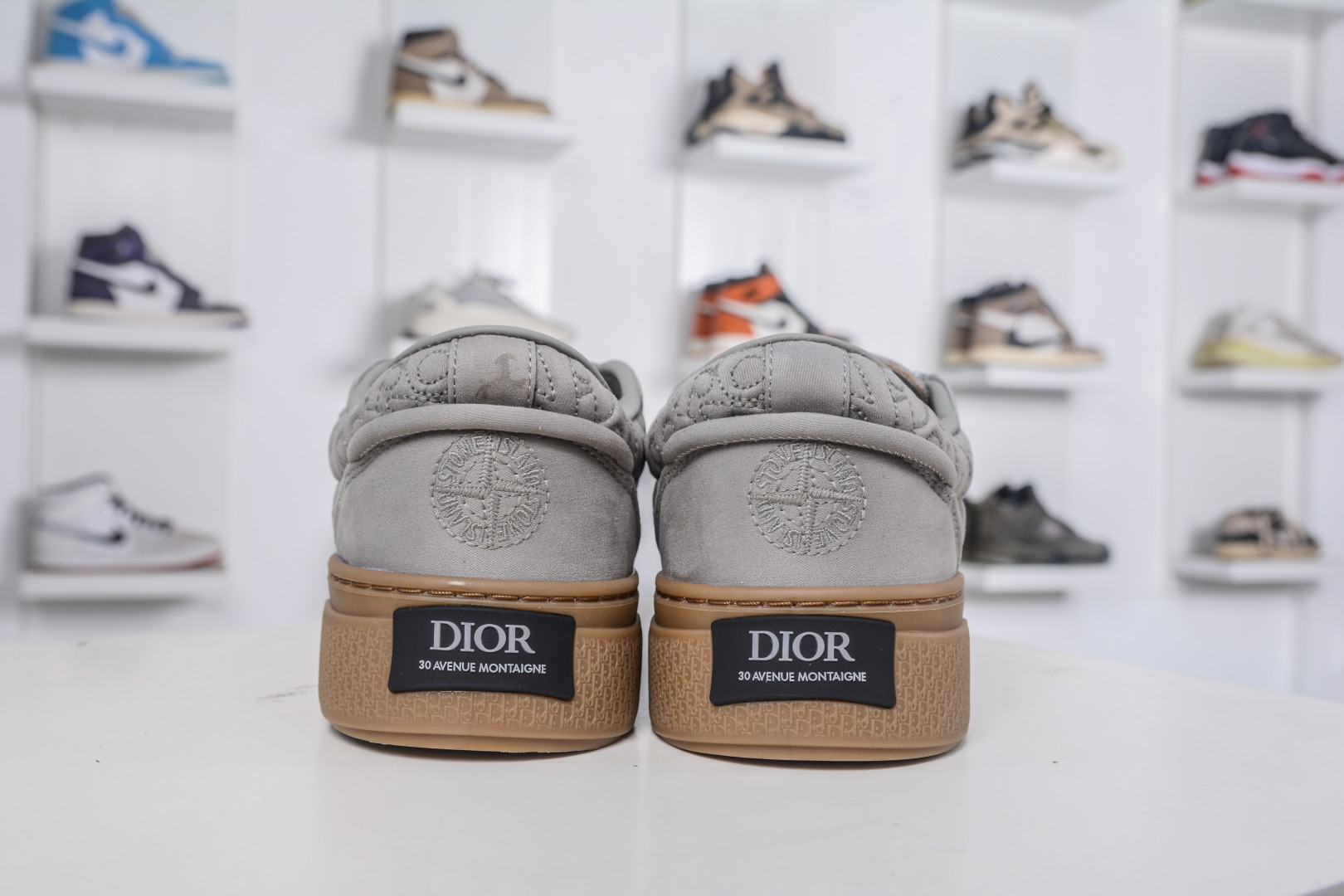 Dior B33 Grey Printed Lace-Up Fashion Sneakers - Premium Quality, Stylish & Durable 3 cmp i1757610690477 451 0 1