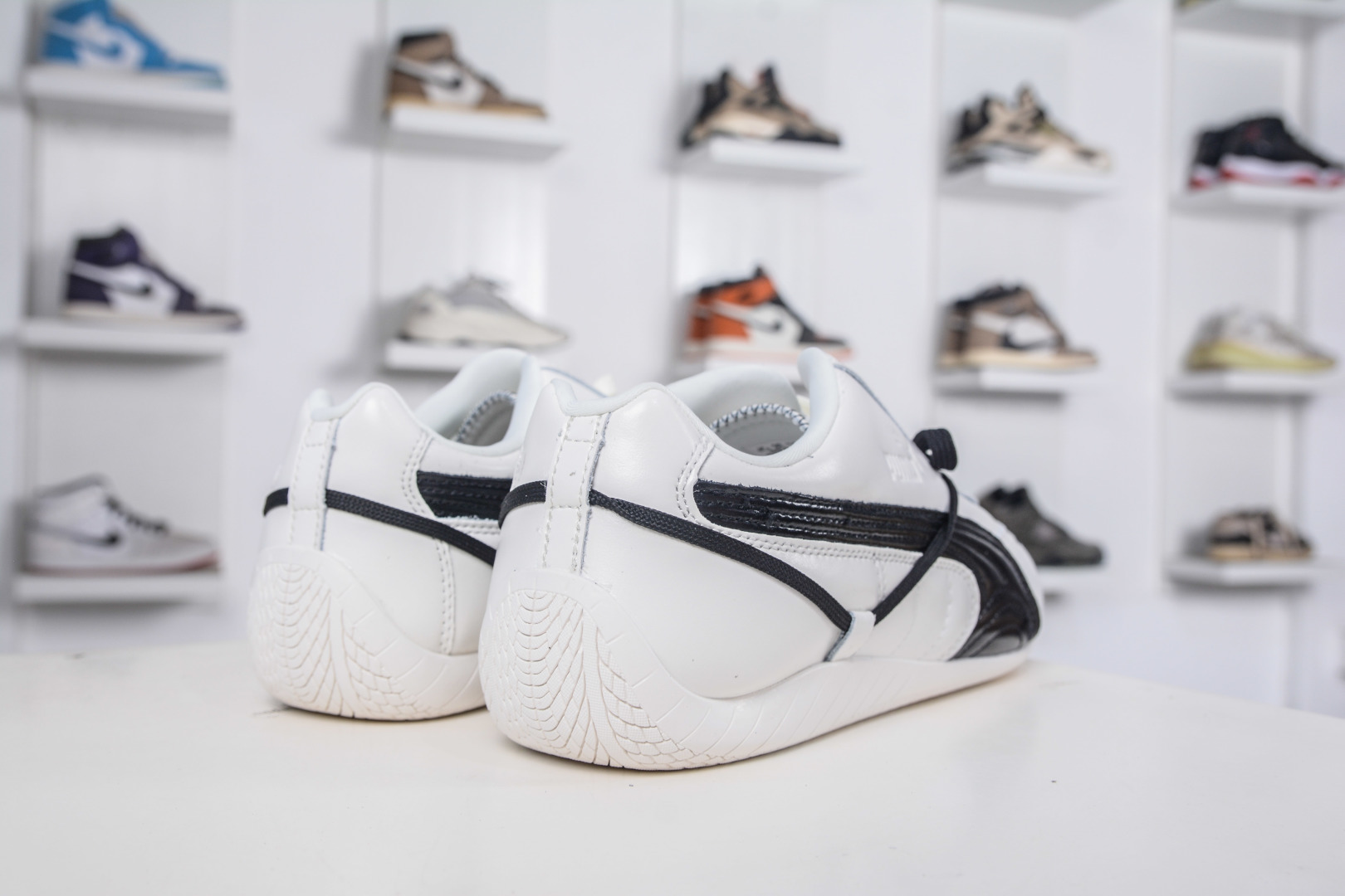 Rose x PUMA彪马 Speedcat 系列 联名款 赛车 德训双鞋带 绑带休闲运动低帮板鞋 404390-01