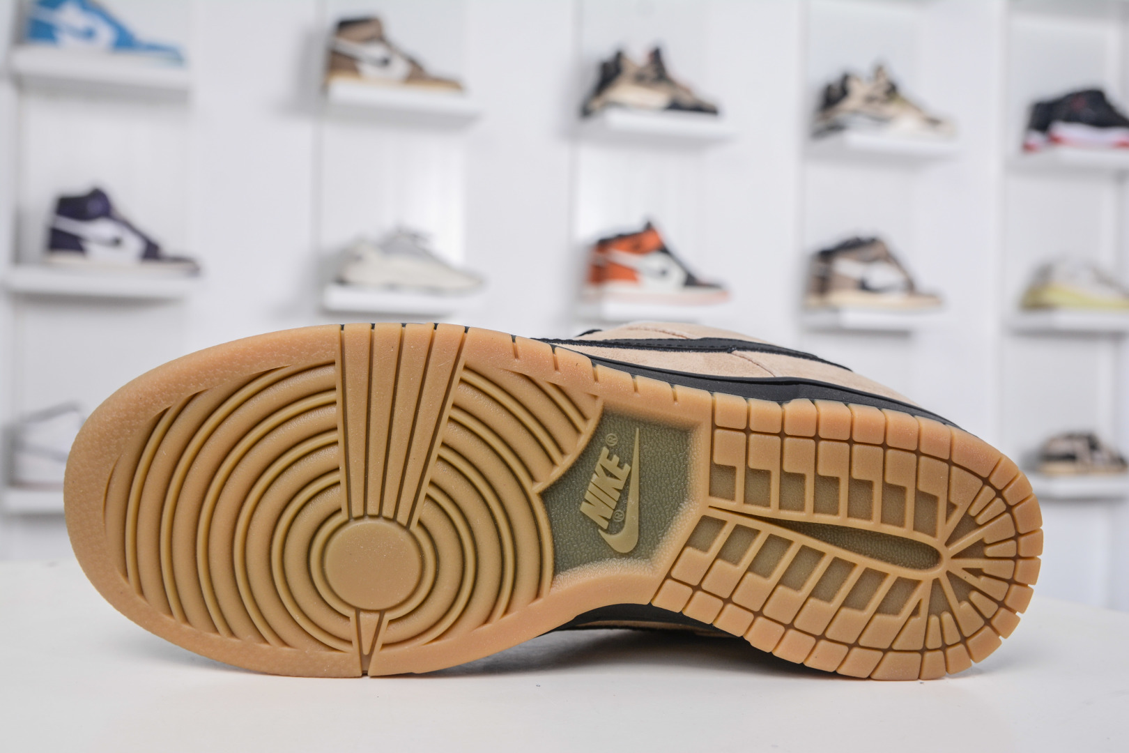 Nike SB Dunk Low 榛子轻语 棕色 HJ0367-200