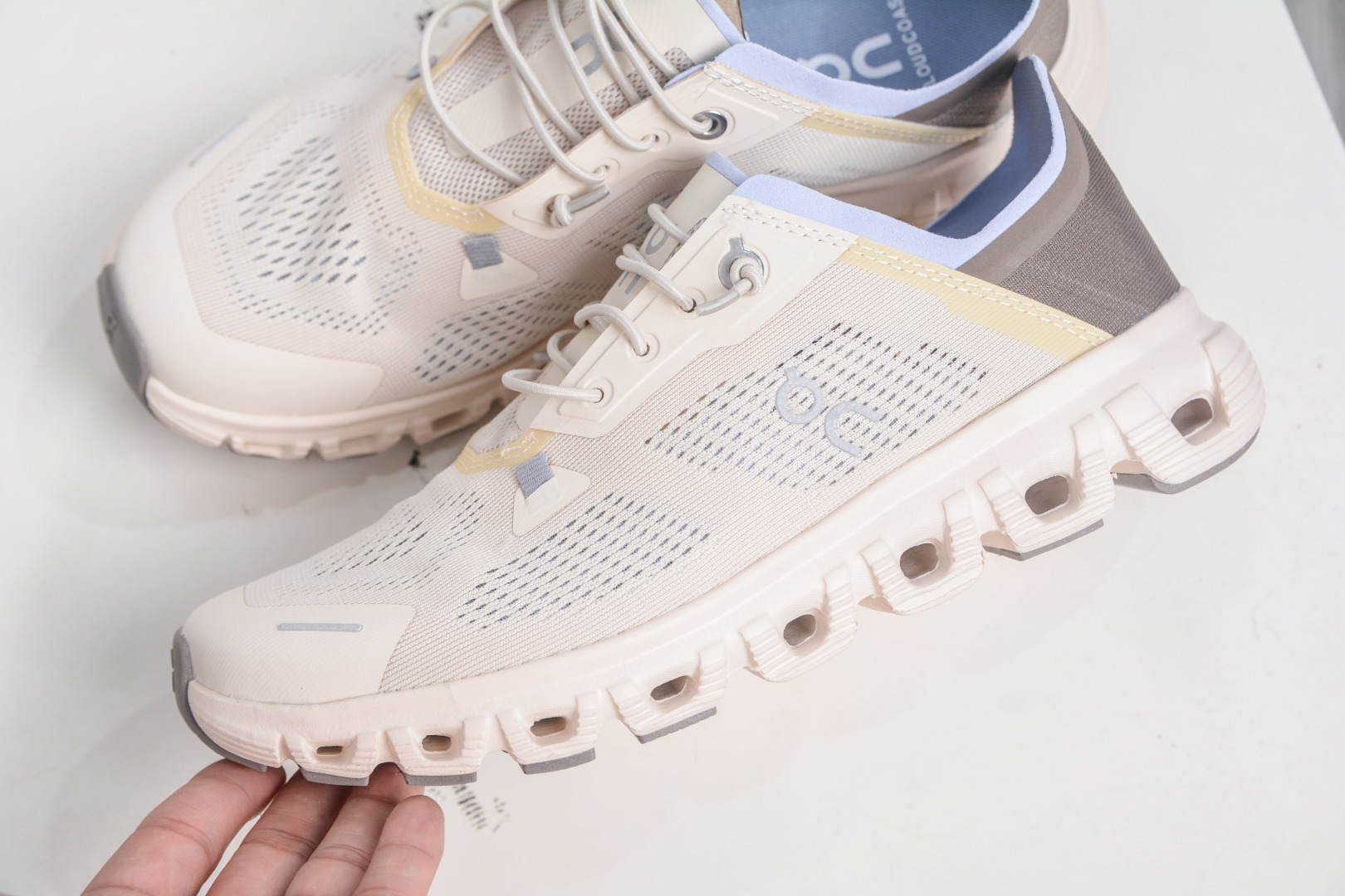 160 昂跑ON Running Cloud6 Coa Low 克劳德6代海岸系列 低帮轻量舒适多功能休闲 3WF1002-Chinese UA Cheap High Quatity Brand Clothes Bags handbags Sneakers wholesale wholesaler seller from China Factory suppliers Fashion Clothing Shoes best Quality Beautiful Price 160 昂跑ON Running Cloud6 Coa Low 克劳德6代海岸系列 低帮轻量舒适多功能休闲 3WF1002