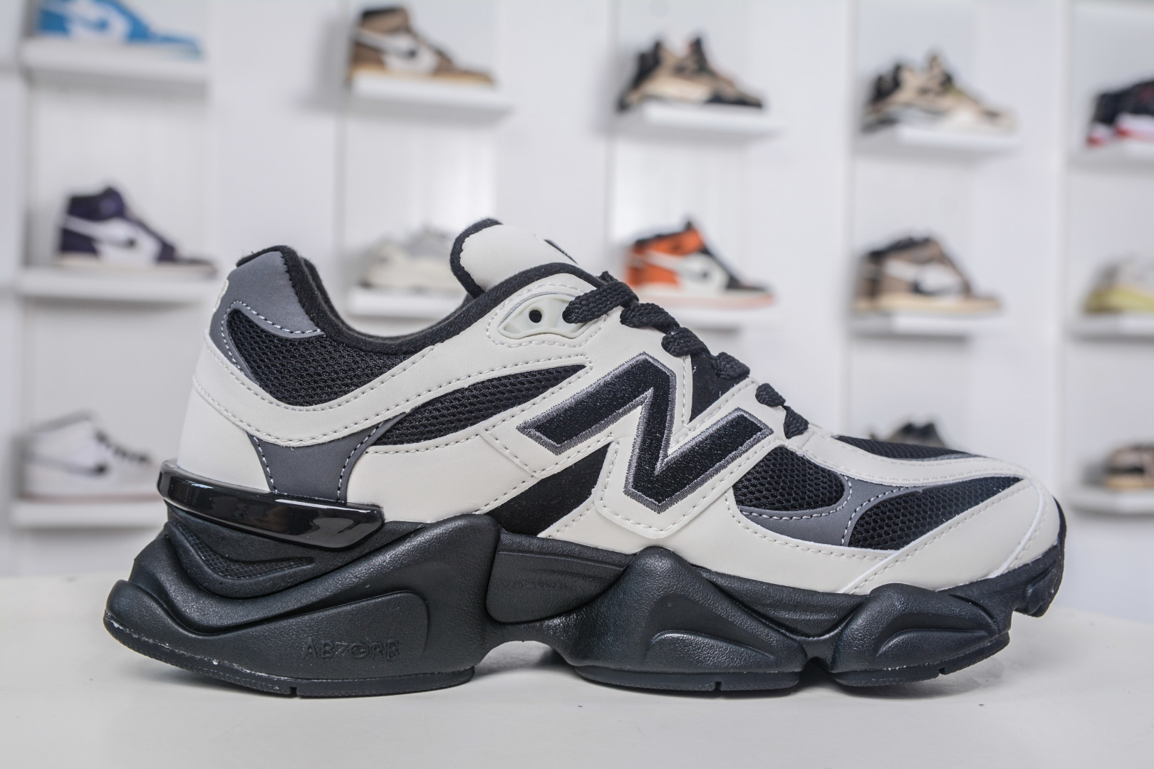 158 开学福利特价 New Balance NB9060系列 U9060Z 新百伦绒面革网布经典百搭防滑耐磨透气低帮生活休闲鞋