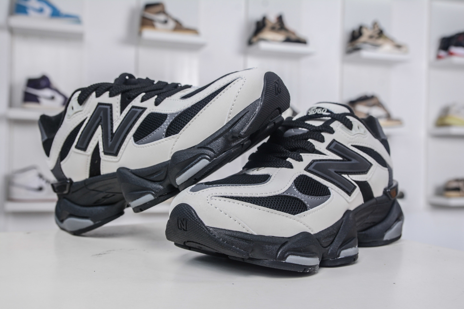 158 开学福利特价 New Balance NB9060系列 U9060Z 新百伦绒面革网布经典百搭防滑耐磨透气低帮生活休闲鞋