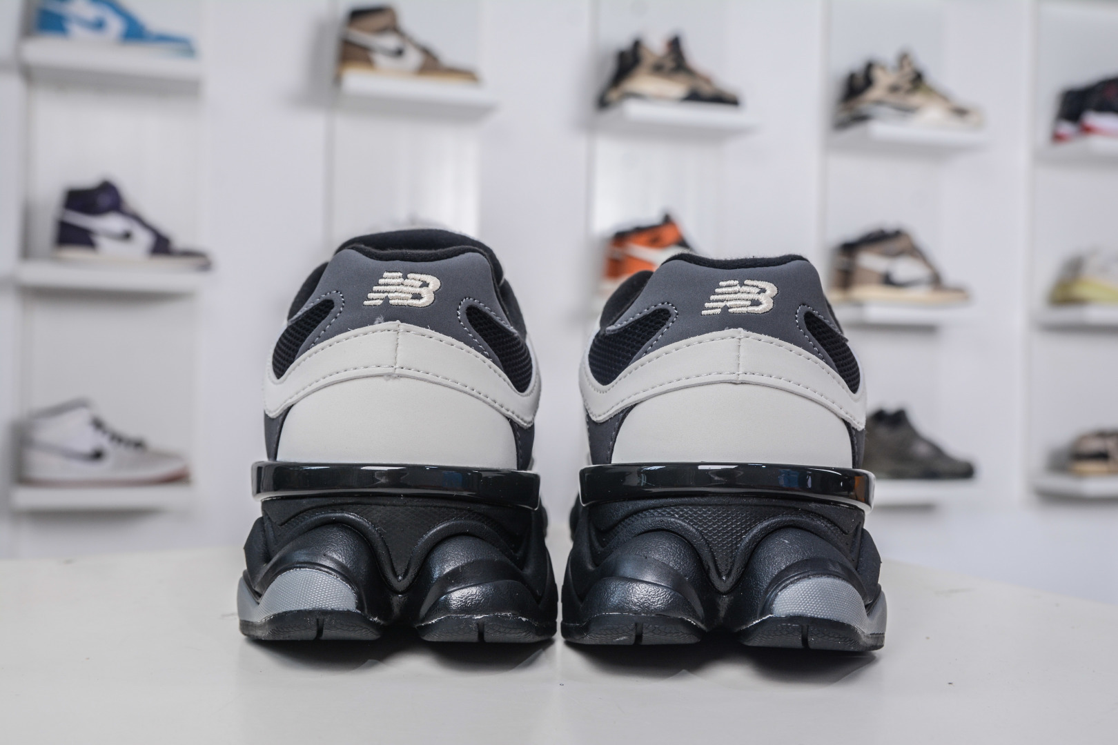 158 开学福利特价 New Balance NB9060系列 U9060Z 新百伦绒面革网布经典百搭防滑耐磨透气低帮生活休闲鞋