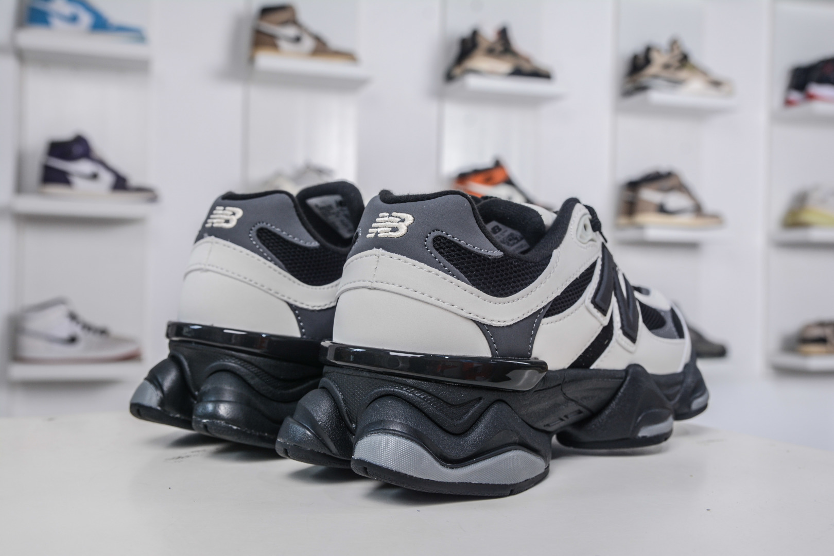 158 开学福利特价 New Balance NB9060系列 U9060Z 新百伦绒面革网布经典百搭防滑耐磨透气低帮生活休闲鞋