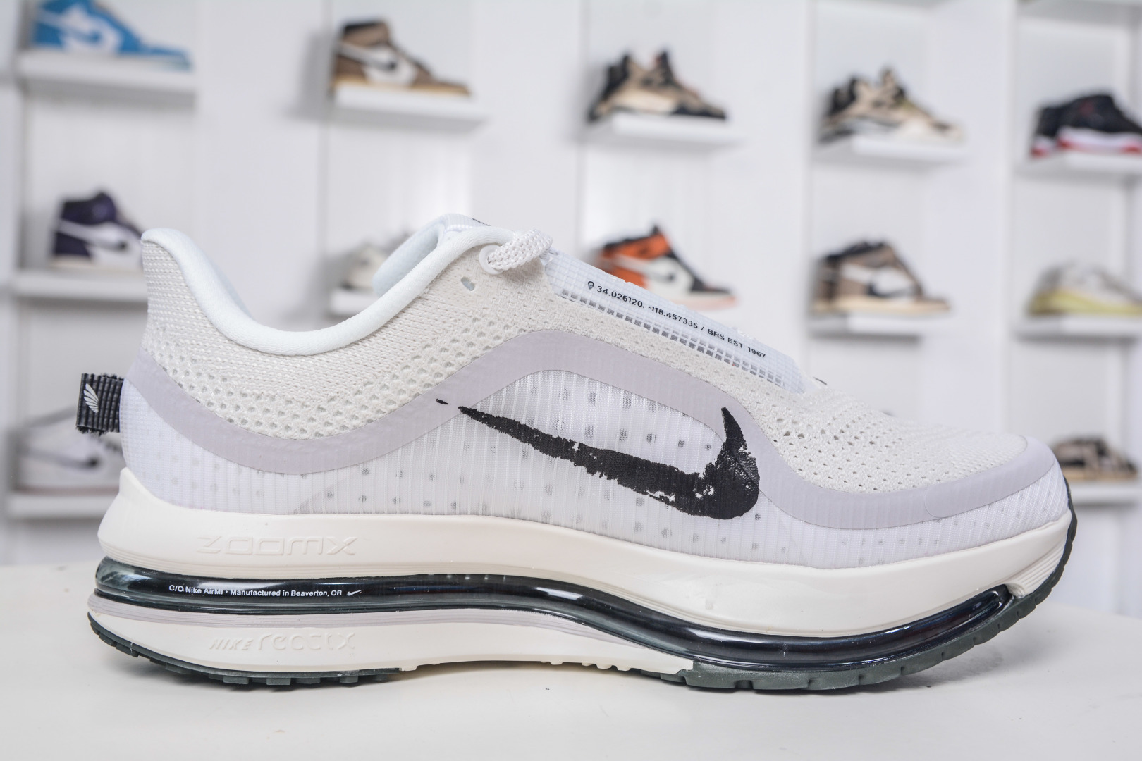 NK Pegasus Premium Run系列 全掌气垫纤维气柱网面跑步鞋 IH2288-001