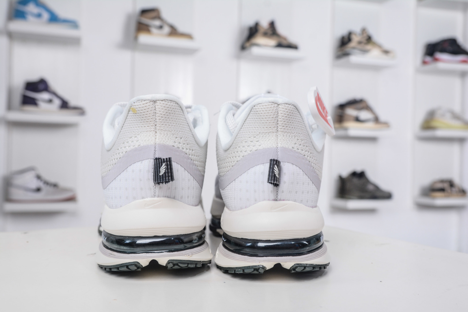 NK Pegasus Premium Run系列 全掌气垫纤维气柱网面跑步鞋 IH2288-001