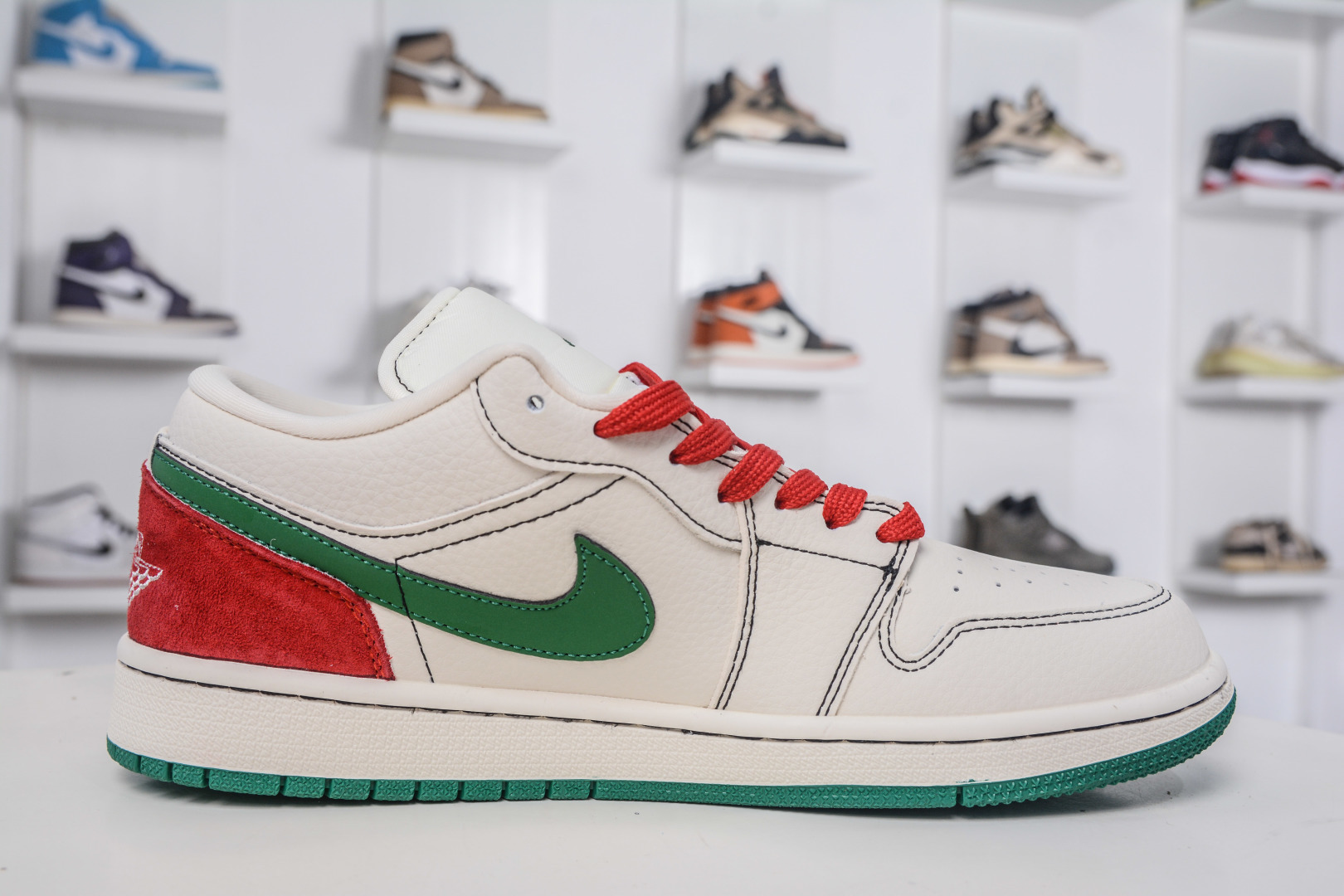 Nike Jordan Low x GUCCI 古驰联名-白绿红 LD2025-003-莆田鞋,莆田鞋货源,高仿鞋,高仿鞋货源,安福档口,莆田高仿鞋,莆田鞋批发,高仿鞋批发,莆田高仿运动鞋,高仿运动鞋,莆田运动鞋 Nike Jordan Low x GUCCI 古驰联名-白绿红 LD2025-003