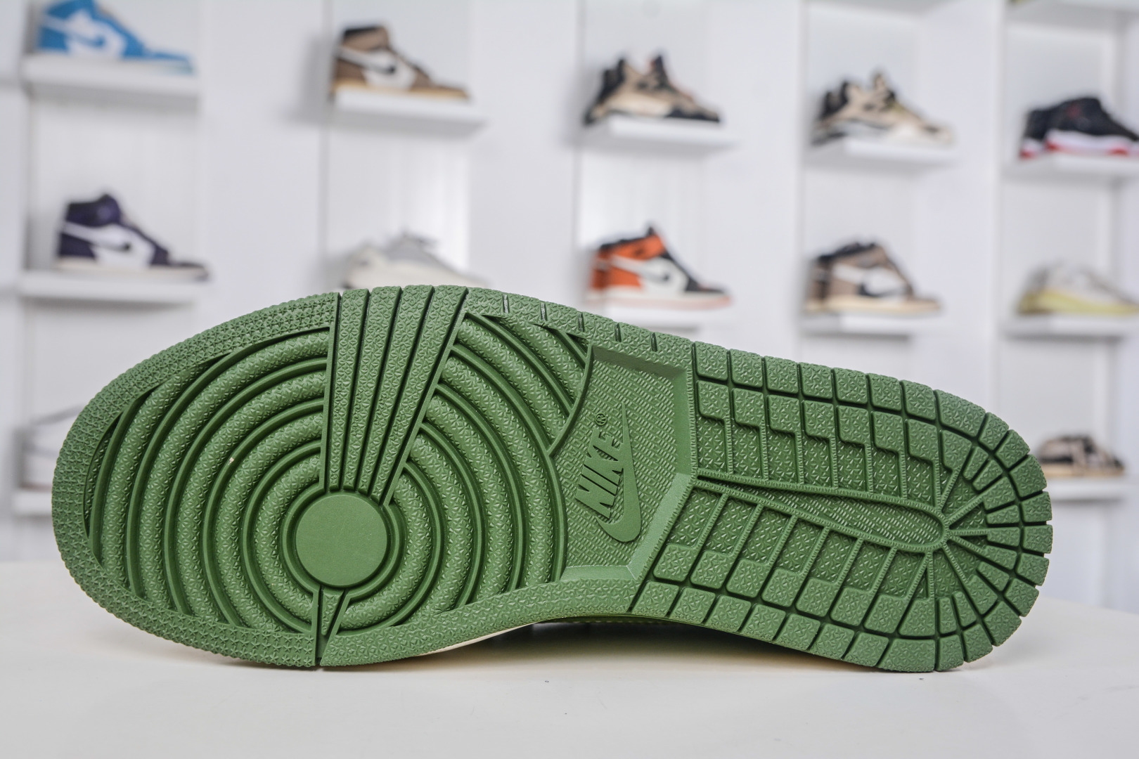 TS x Air Jordan x GUCCI AJ1 Low 倒钩低帮联名古驰-米绿方格 XS2025-028-莆田鞋,莆田鞋货源,高仿鞋,高仿鞋货源,安福档口,莆田高仿鞋,莆田鞋批发,高仿鞋批发,莆田高仿运动鞋,高仿运动鞋,莆田运动鞋 TS x Air Jordan x GUCCI AJ1 Low 倒钩低帮联名古驰-米绿方格 XS2025-028