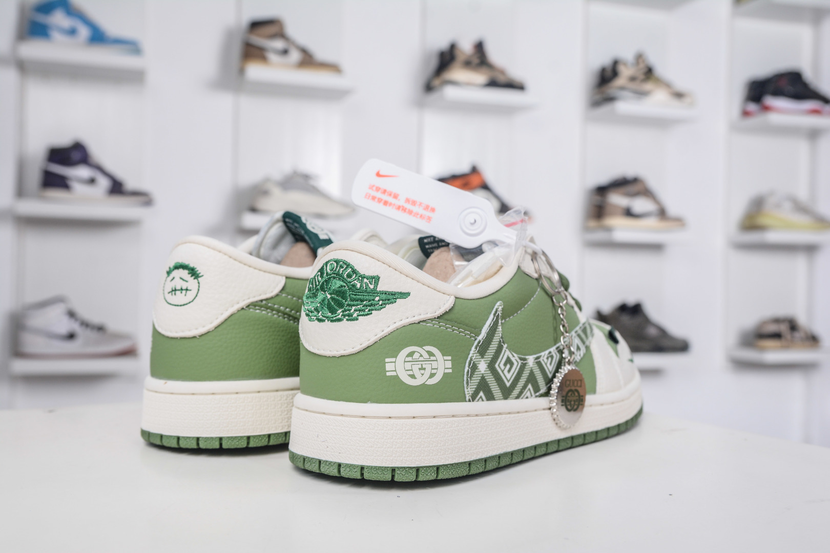 TS x Air Jordan x GUCCI AJ1 Low 倒钩低帮联名古驰-米绿方格 XS2025-028-莆田鞋,莆田鞋货源,高仿鞋,高仿鞋货源,安福档口,莆田高仿鞋,莆田鞋批发,高仿鞋批发,莆田高仿运动鞋,高仿运动鞋,莆田运动鞋 TS x Air Jordan x GUCCI AJ1 Low 倒钩低帮联名古驰-米绿方格 XS2025-028
