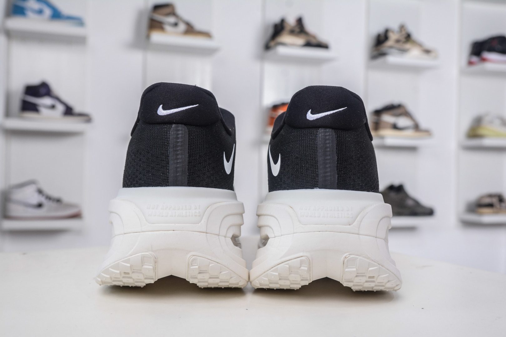 X版 Nike Vomero 19 全掌气垫缓震网面运动跑鞋 HQ2050-007-莆田鞋,莆田鞋货源,高仿鞋,高仿鞋货源,安福档口,莆田高仿鞋,莆田鞋批发,高仿鞋批发,莆田高仿运动鞋,高仿运动鞋,莆田运动鞋 X版 Nike Vomero 19 全掌气垫缓震网面运动跑鞋 HQ2050-007