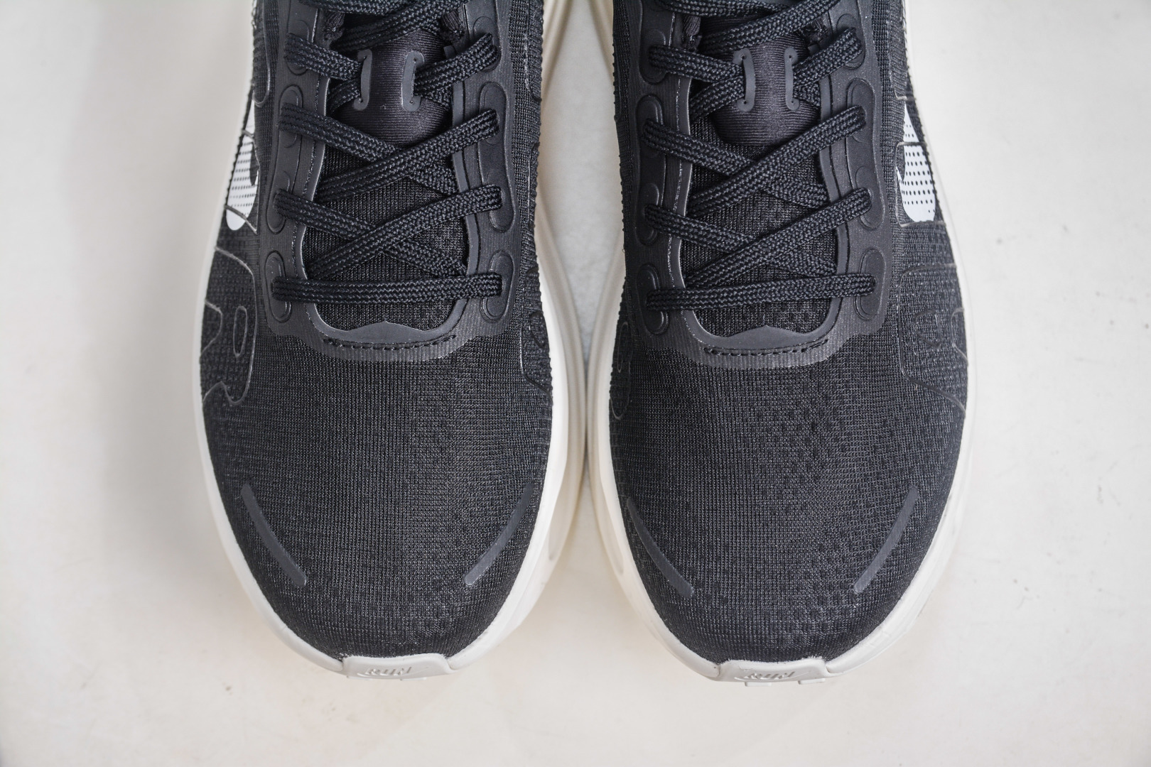 X版 Nike Vomero 19 全掌气垫缓震网面运动跑鞋 HQ2050-007-莆田鞋,莆田鞋货源,高仿鞋,高仿鞋货源,安福档口,莆田高仿鞋,莆田鞋批发,高仿鞋批发,莆田高仿运动鞋,高仿运动鞋,莆田运动鞋 X版 Nike Vomero 19 全掌气垫缓震网面运动跑鞋 HQ2050-007