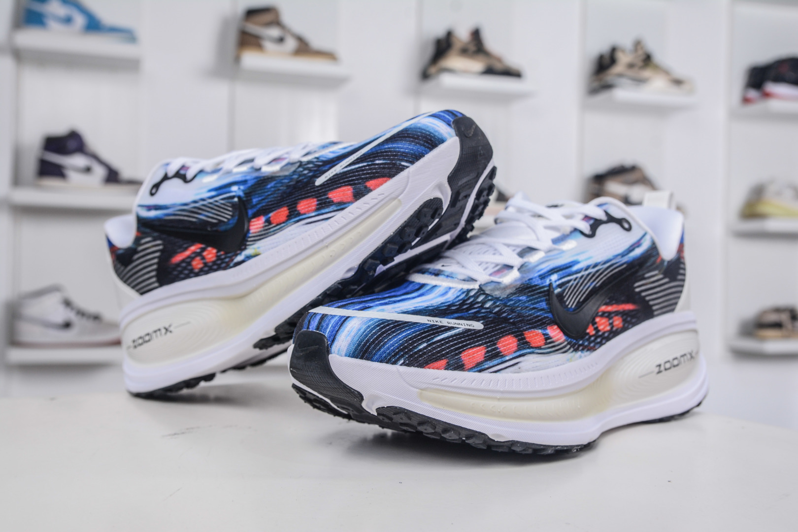 X版 Nike Vomero 18 时尚舒适防滑耐磨 低帮 休闲训练跑步鞋 IB8164-999-Top High Quatity Cheap Sneakers Fashion Clothing Clothes Bags handbags Shoes of all Brand wholesale With The best Quality And Beautiful Price from China Factory Chinese suppliers wholesaler seller X版 Nike Vomero 18 时尚舒适防滑耐磨 低帮 休闲训练跑步鞋 IB8164-999