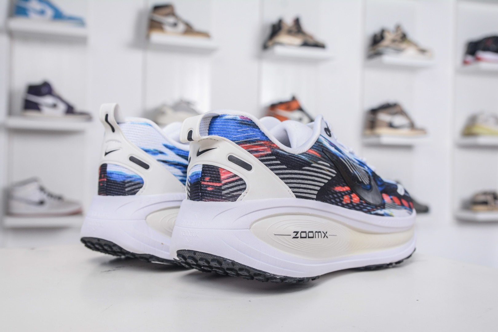 X版 Nike Vomero 18 时尚舒适防滑耐磨 低帮 休闲训练跑步鞋 IB8164-999-Top High Quatity Cheap Sneakers Fashion Clothing Clothes Bags handbags Shoes of all Brand wholesale With The best Quality And Beautiful Price from China Factory Chinese suppliers wholesaler seller X版 Nike Vomero 18 时尚舒适防滑耐磨 低帮 休闲训练跑步鞋 IB8164-999