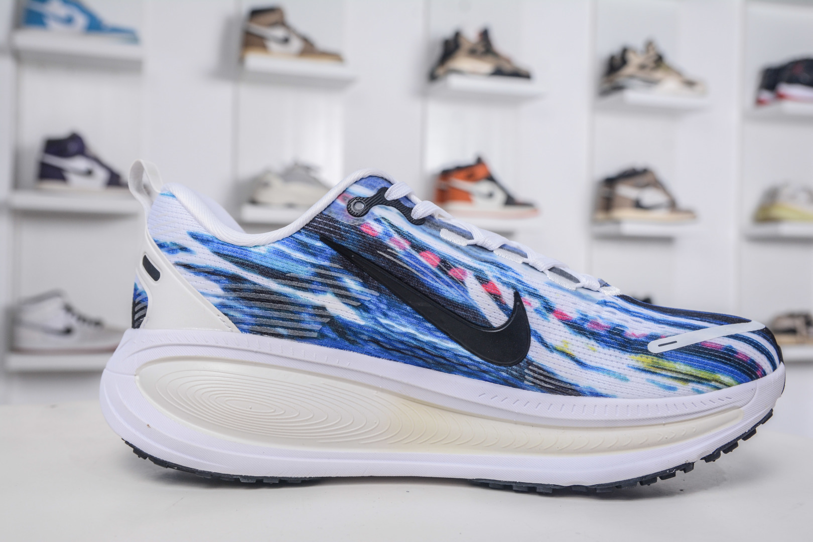X版 Nike Vomero 18 时尚舒适防滑耐磨 低帮 休闲训练跑步鞋 IB8164-999-Top High Quatity Cheap Sneakers Fashion Clothing Clothes Bags handbags Shoes of all Brand wholesale With The best Quality And Beautiful Price from China Factory Chinese suppliers wholesaler seller X版 Nike Vomero 18 时尚舒适防滑耐磨 低帮 休闲训练跑步鞋 IB8164-999