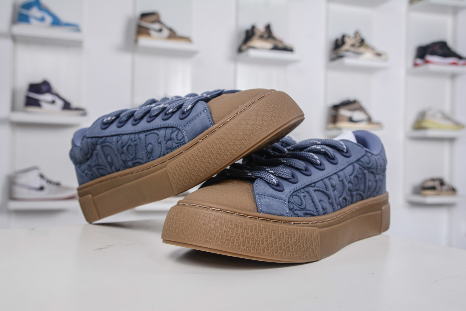 ZC总裁版 Dior B33 迪奥印花系带时尚运动板鞋网球鞋-莆田鞋,莆田鞋货源,高仿鞋,高仿鞋货源,安福档口,莆田高仿鞋,莆田鞋批发,高仿鞋批发,莆田高仿运动鞋,高仿运动鞋,莆田运动鞋 ZC总裁版 Dior B33 迪奥印花系带时尚运动板鞋网球鞋