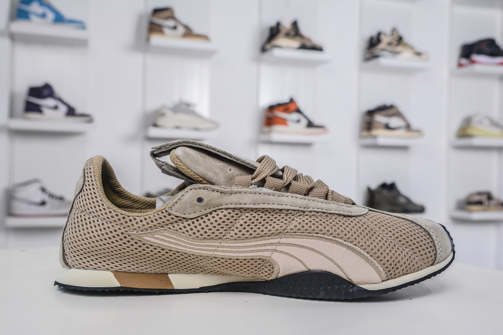 PUMA H-Street OG Low Sneakers - Lightweight, Breathable, and Stylish Shoes 4 cmp i1757868846230 7114 0 2