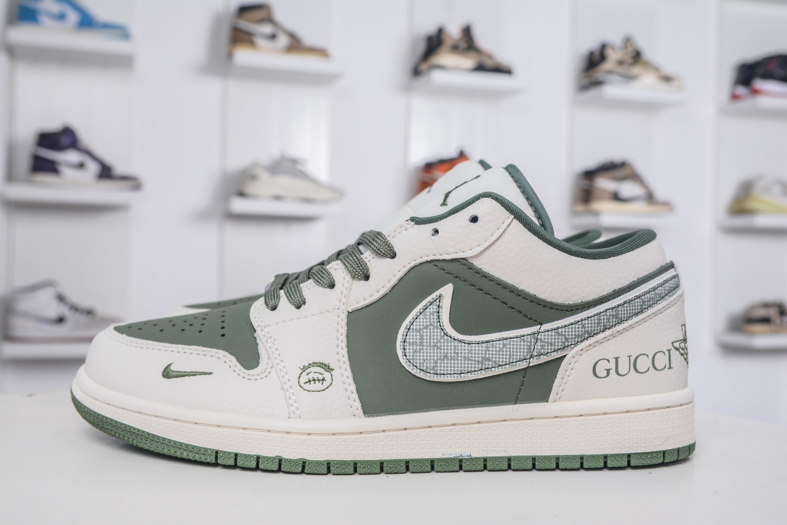 Air Jordan 1 Retro Low x Gucci Collab - White & Green Custom Sneakers 1 cmp i1757869039209 3991 0 0