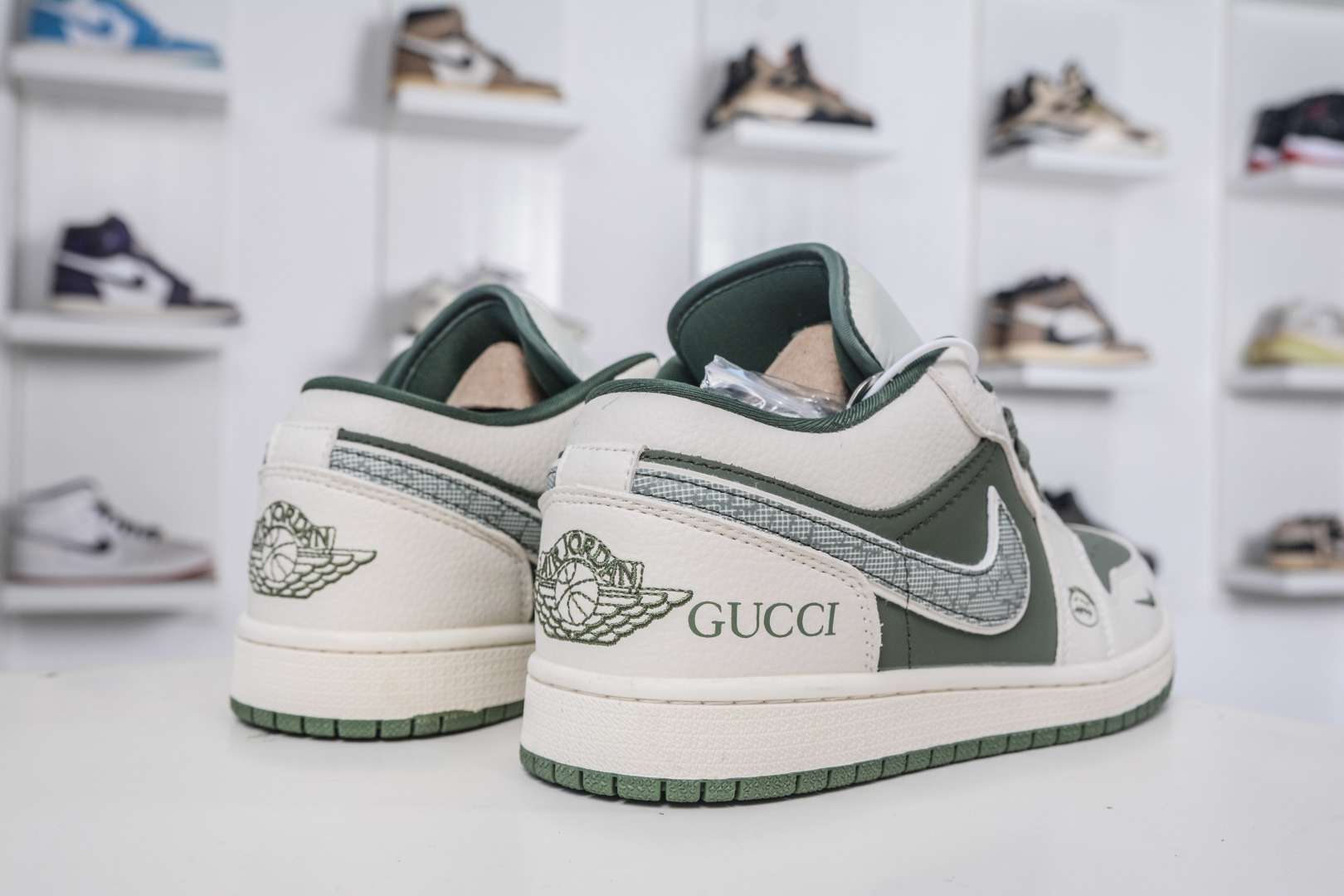 Air Jordan 1 Retro Low x Gucci Collab - White & Green Custom Sneakers 6 cmp i1757869040621 9261 0 5